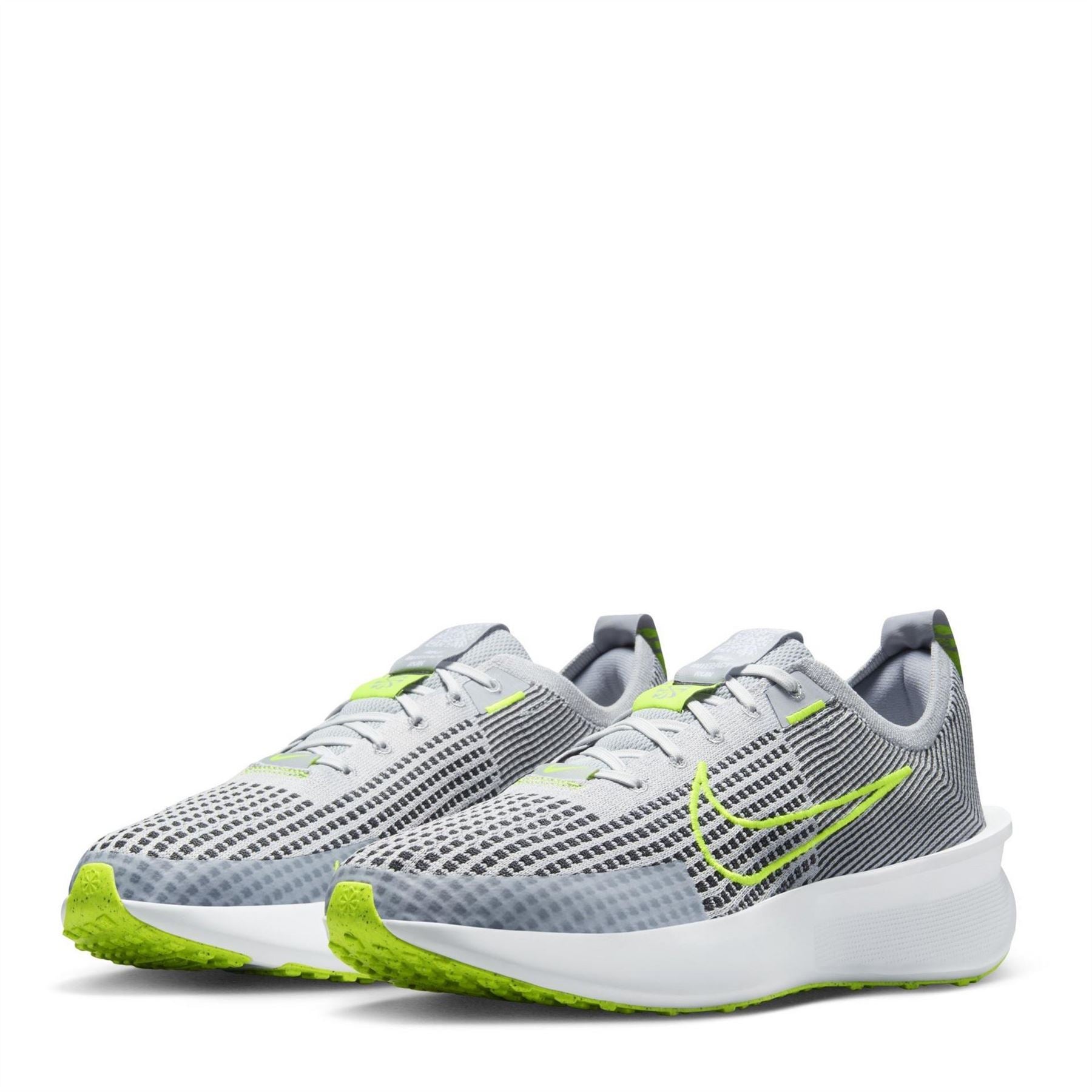 Nike Mens Interact Run Road Running Shoes