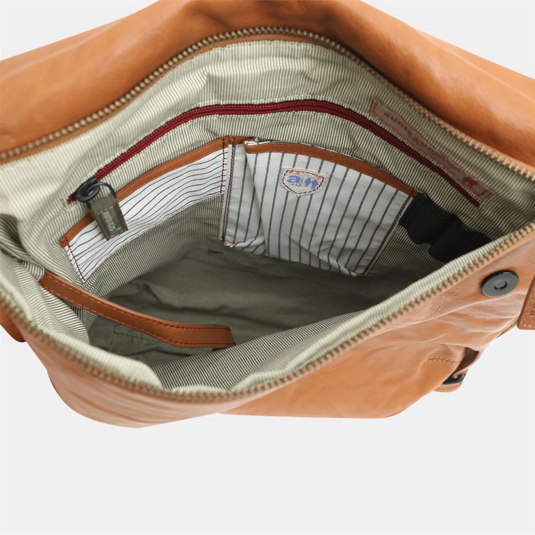 Aunts and Uncles Mrs. Mince Pie Top Handle Utility Backpack