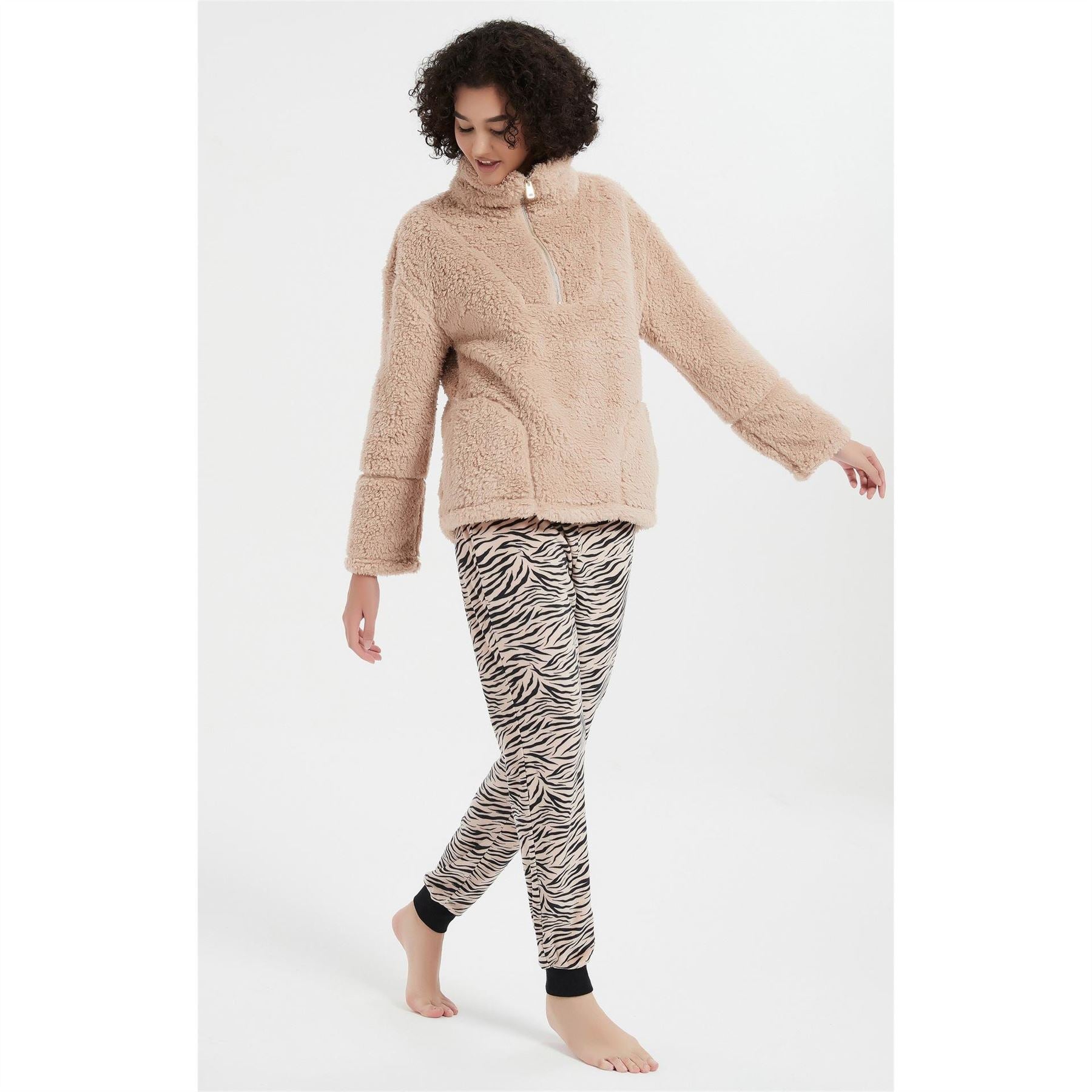 Linea Animal Quarter Zip Lounge Set