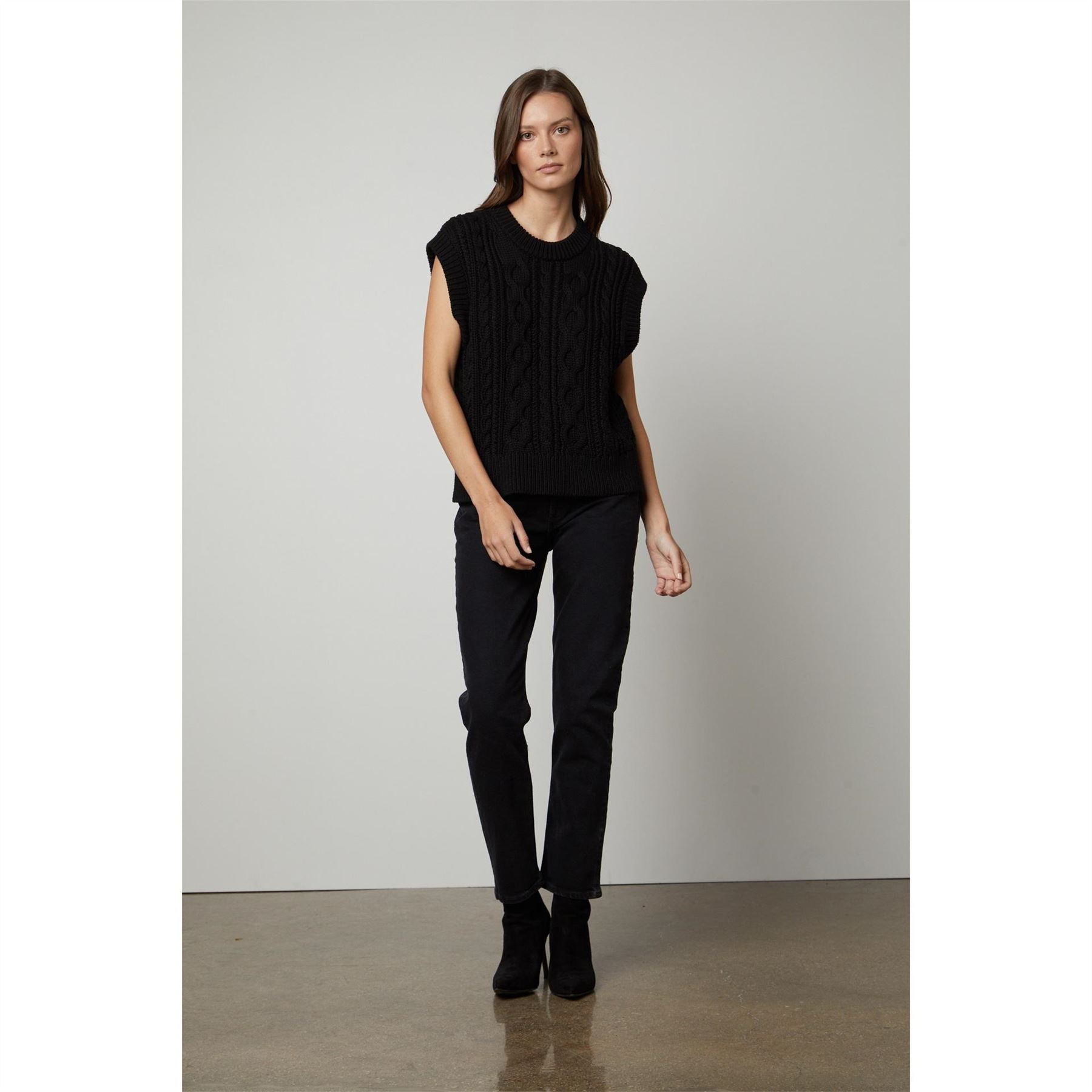 Velvet by Graham and Spencer Regular Fit V-Neck Puff Sleeve Blouse