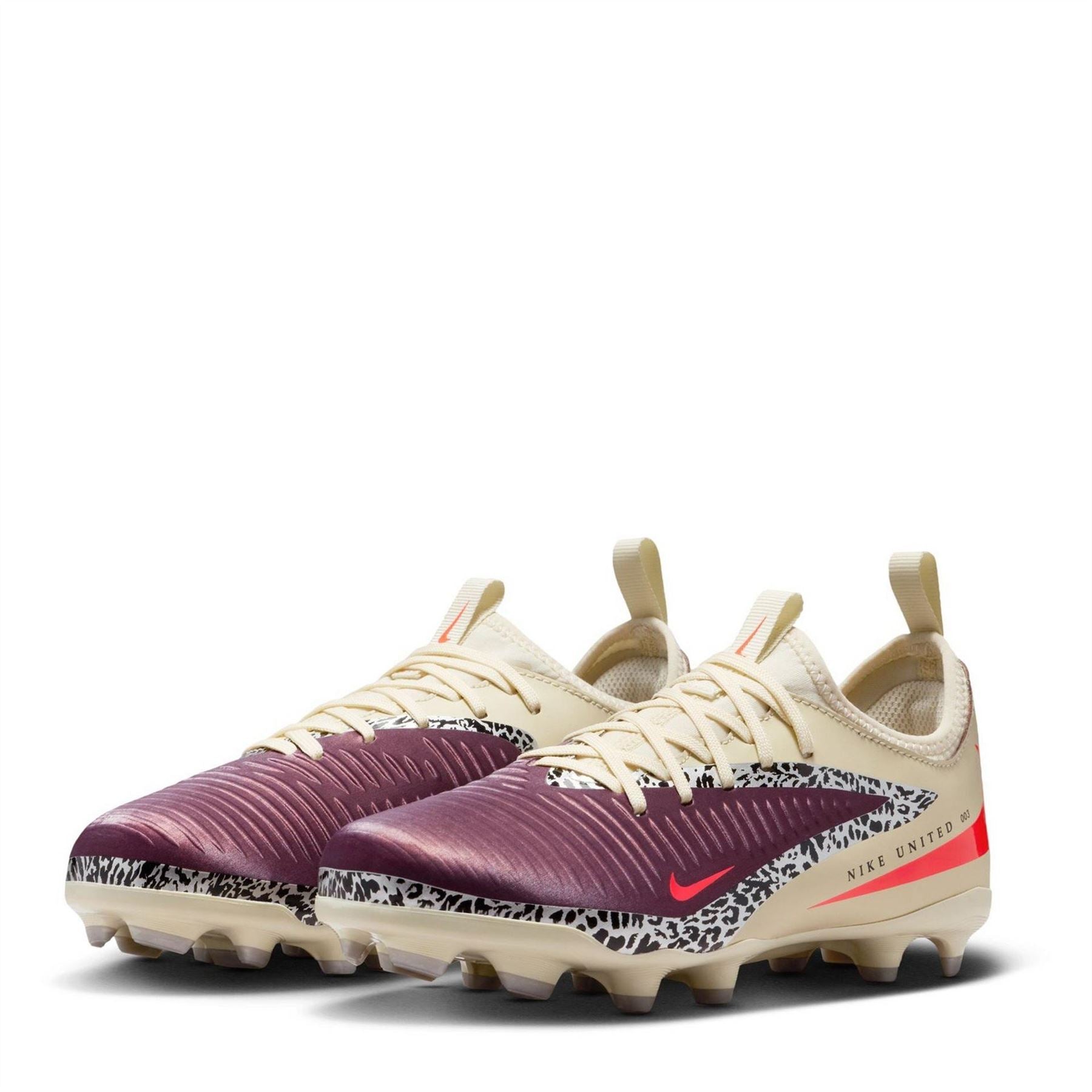 Nike Phantom 6 Academy Low Juniors Firm Ground Football Boots