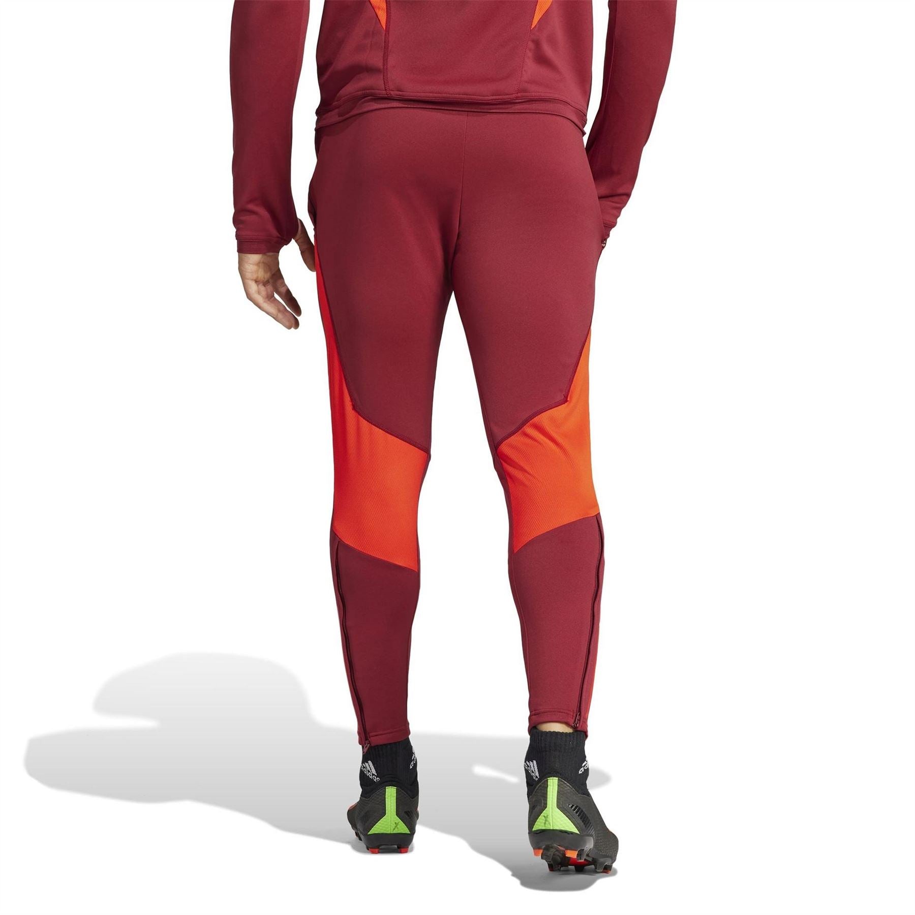 adidas Manchester United Training Bottoms 2023 2024 Adults