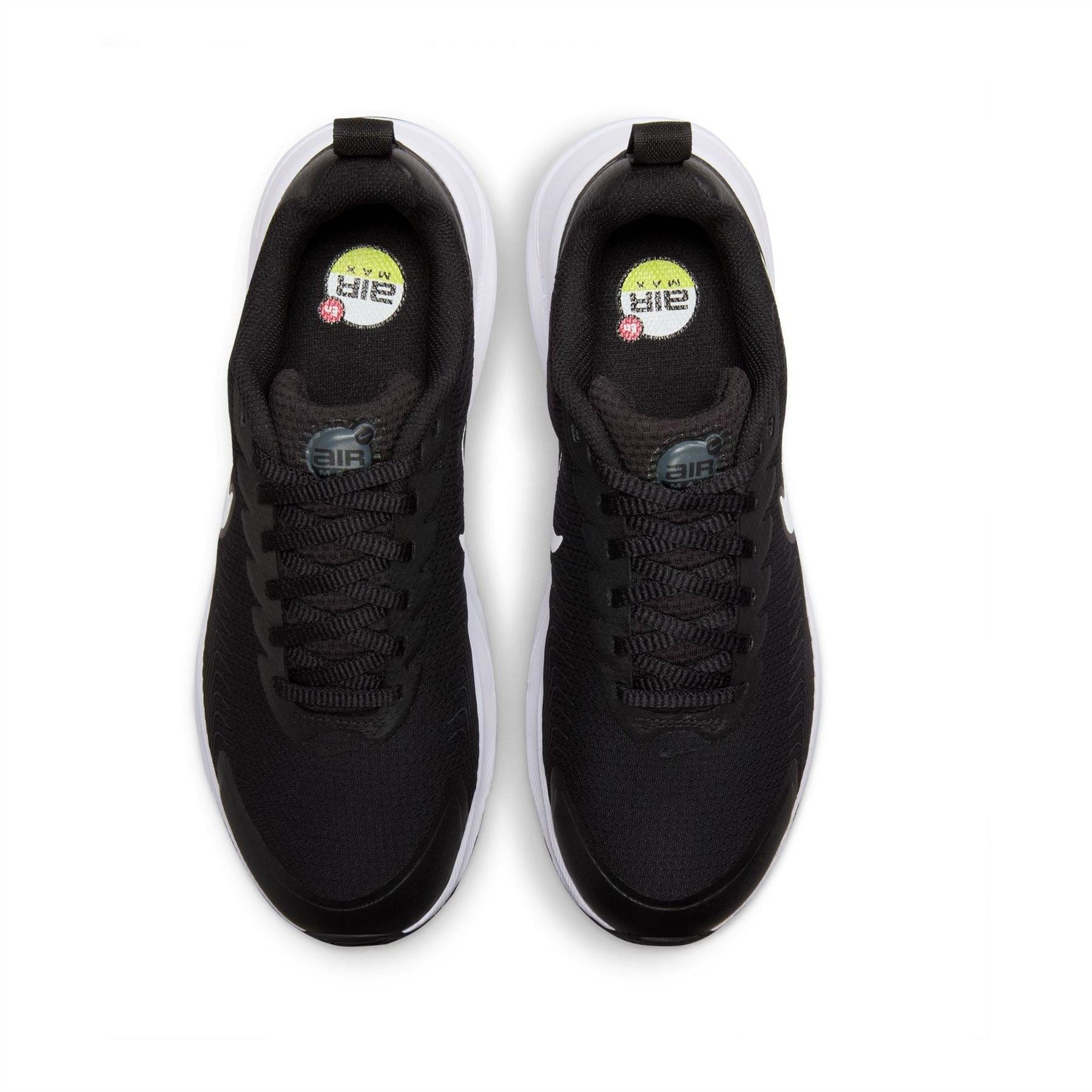 Nike Air Max Nuaxi Low Top Sneakers
