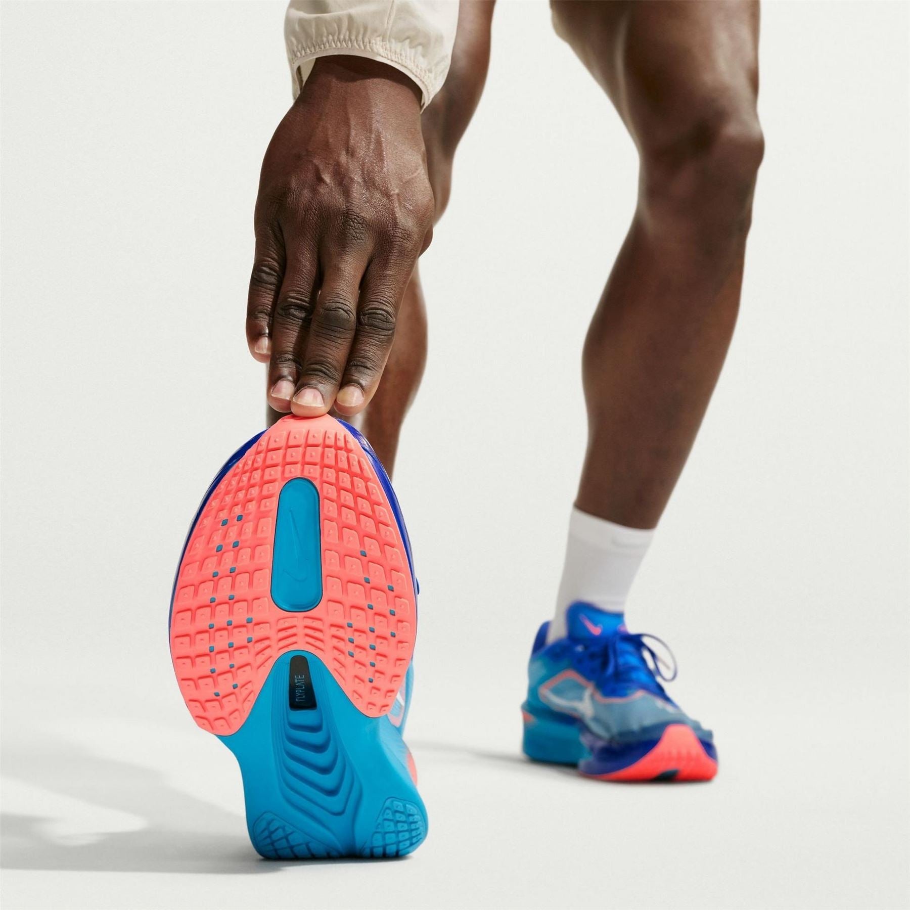 Nike Mens Zoom Fly 6 Road Running Shoes