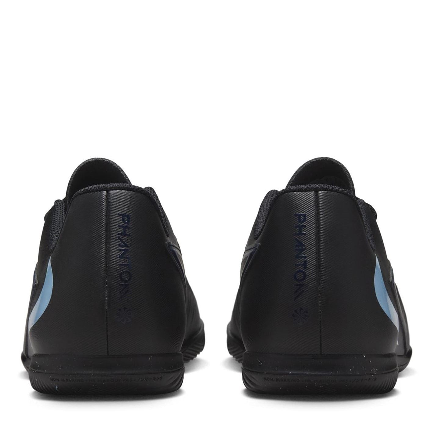 Nike Phantom 6 Club Adults Indoor Football Boots