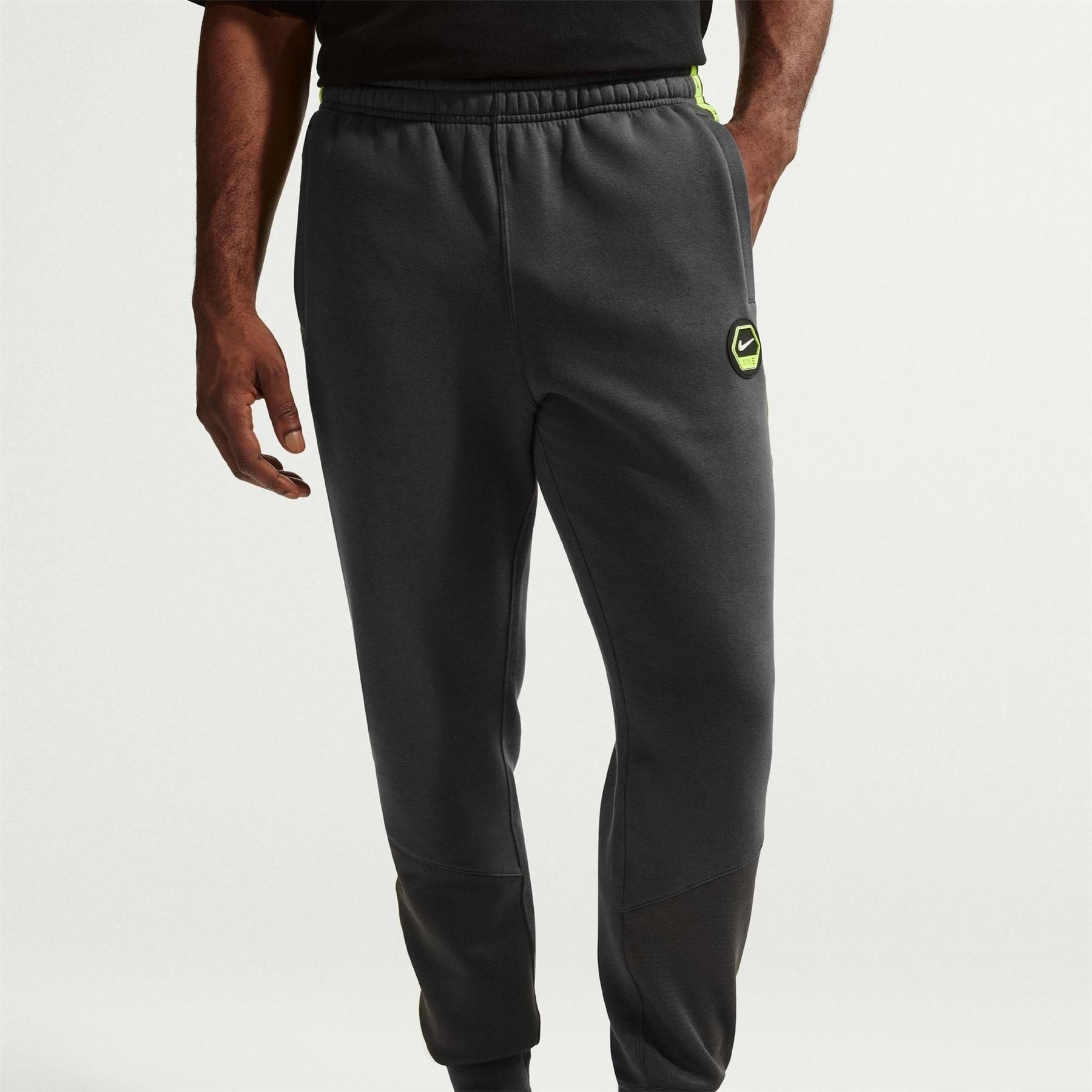 Nike Closed Hem Fleece Joggers