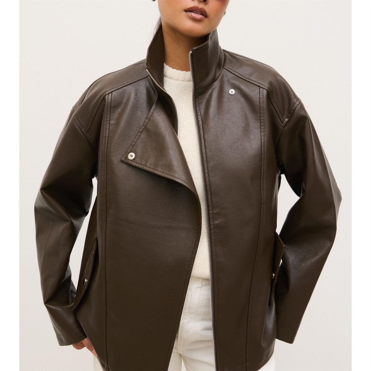 Pretty Lavish Lyla Faux L Ld64