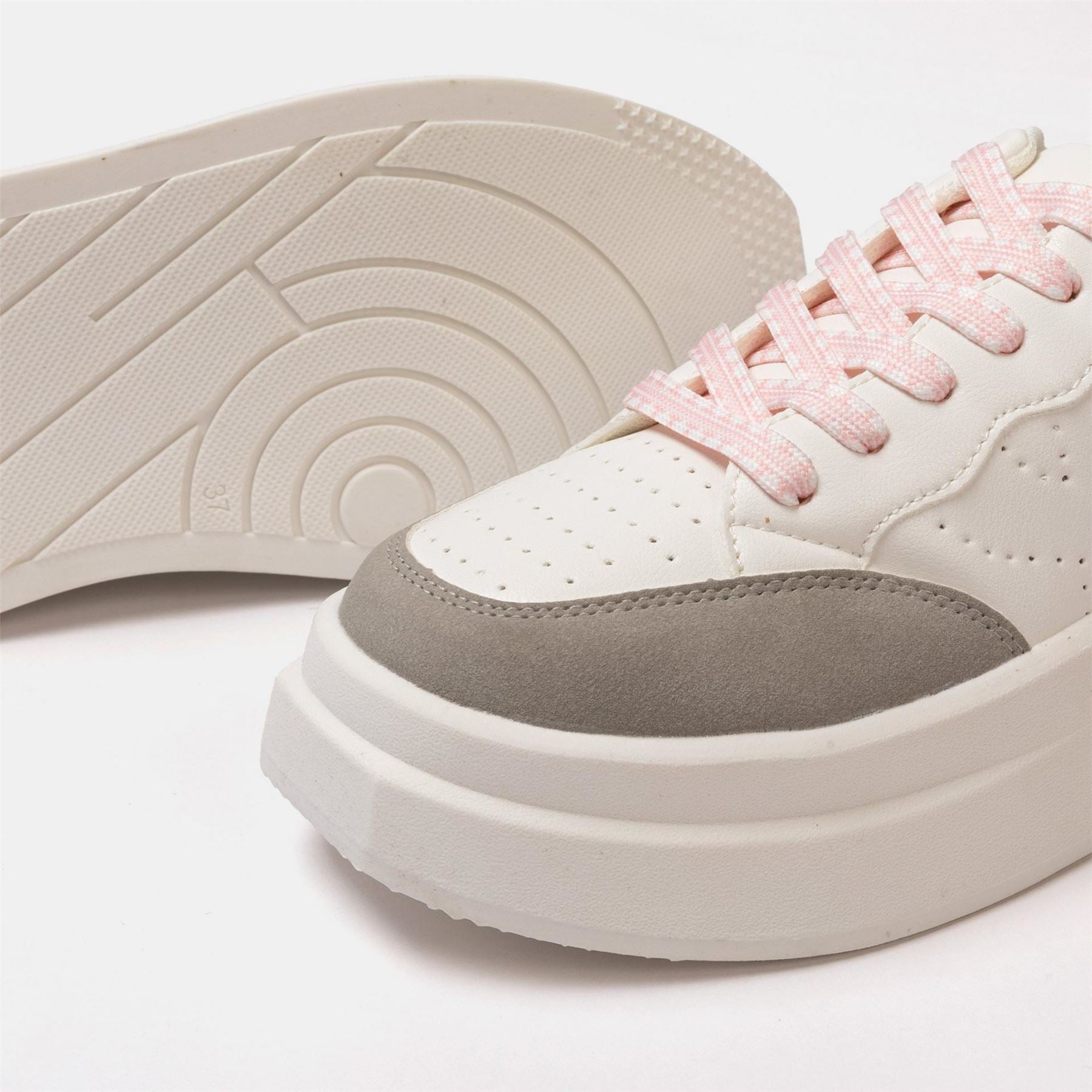 Kappa Ari Trainers