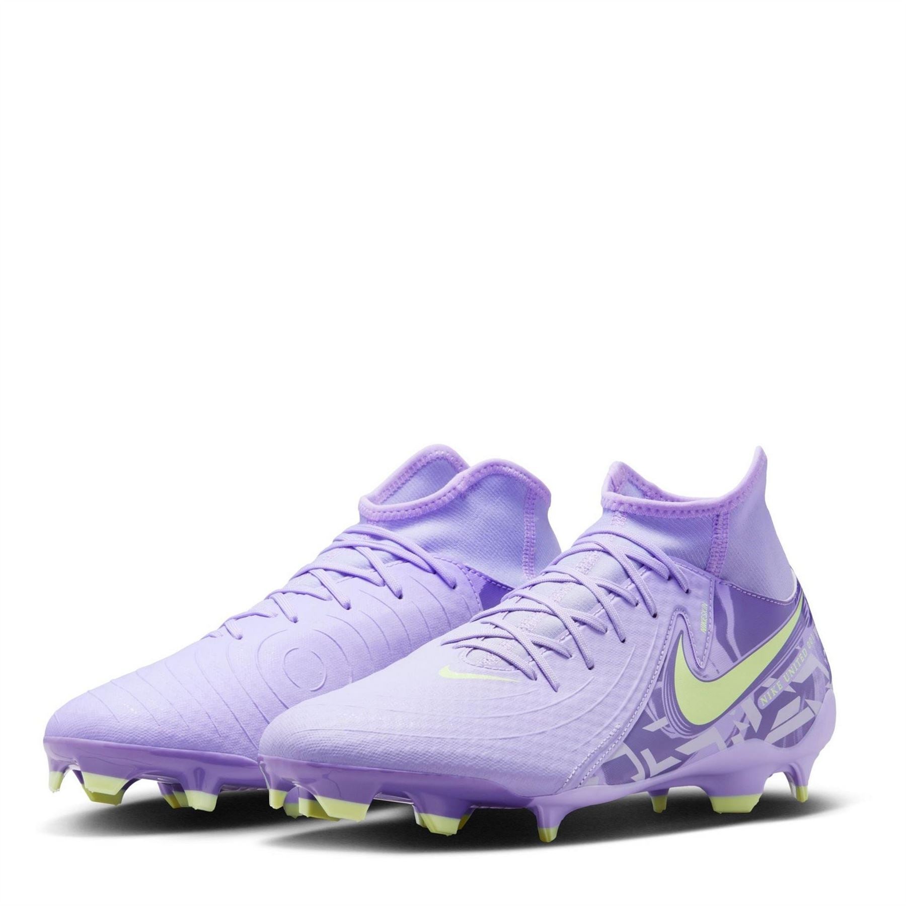 Nike Phantom Luna Ii Academy Firm Ground Football Boots
