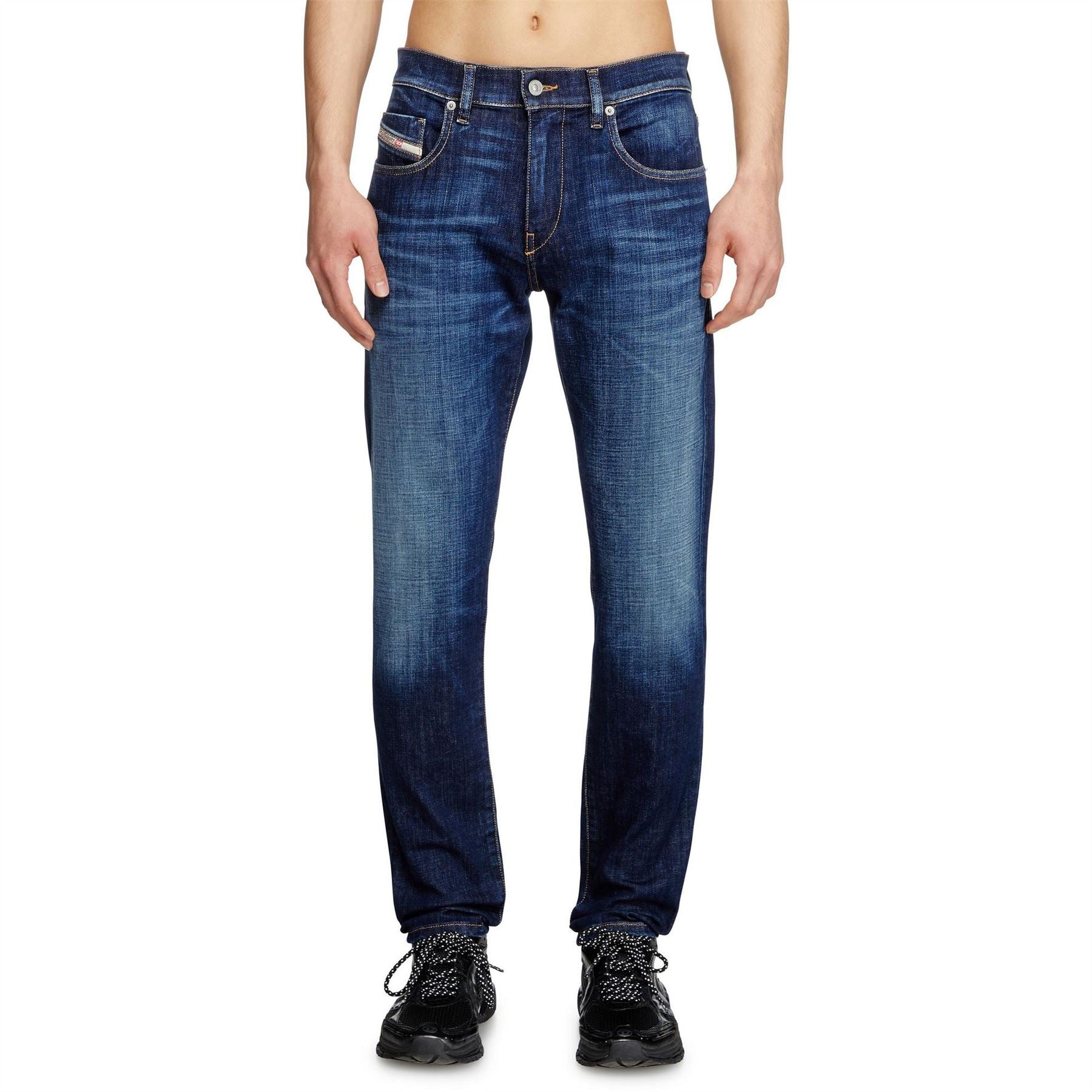 Diesel 2019 D Strukt