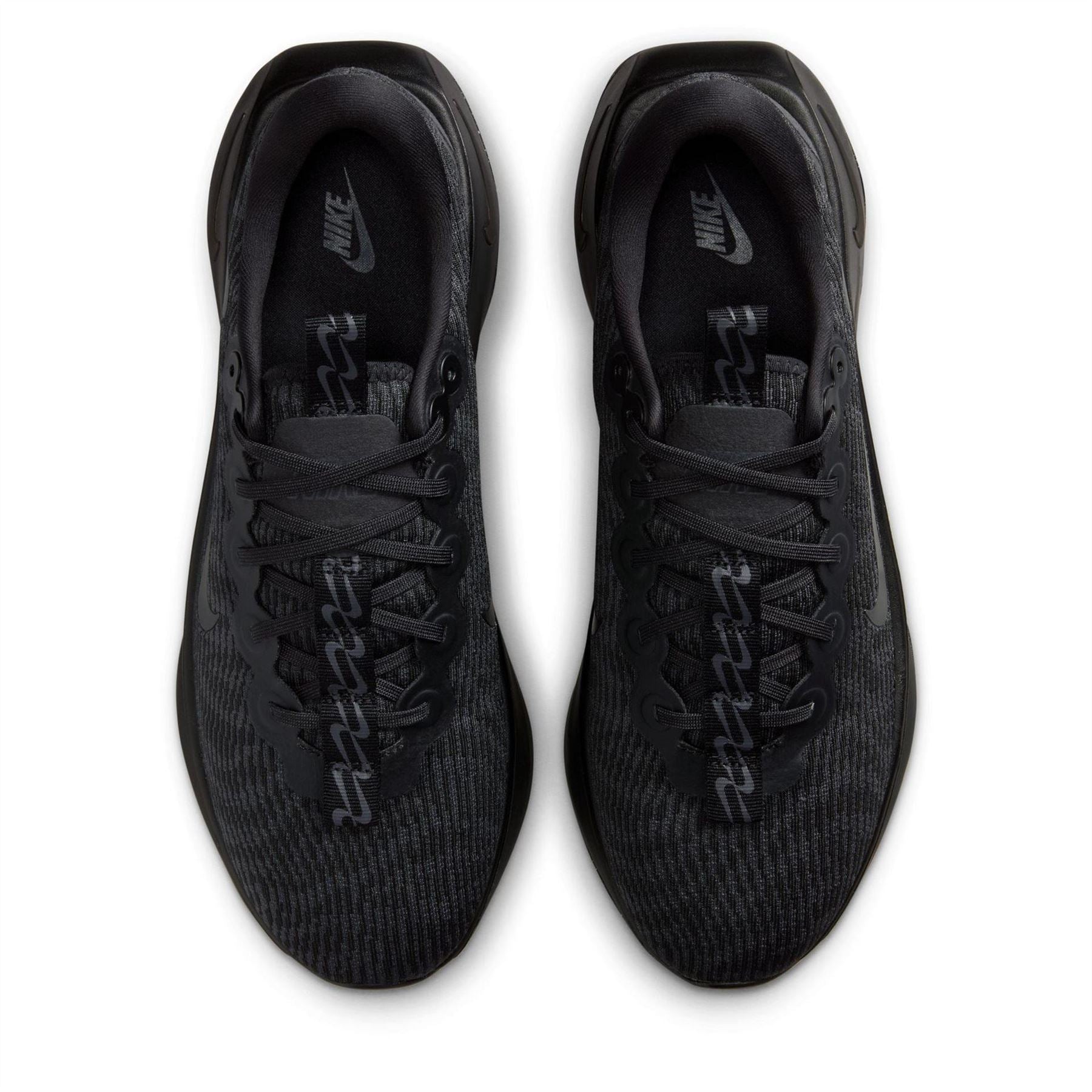 Nike Low Top Walking Textured Flat Heel Sneakers