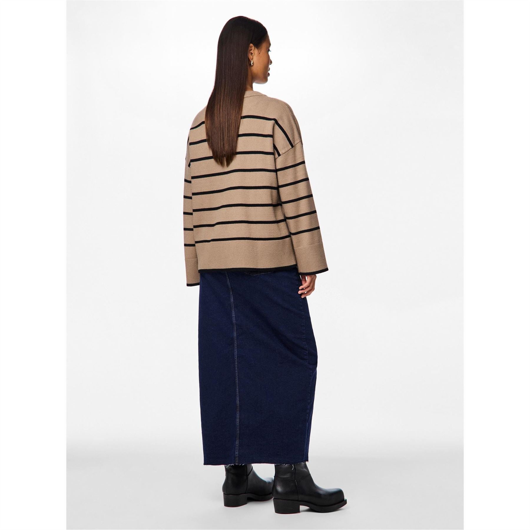 Pieces Relaxed Fit Drop Shoulder Sweatshirt