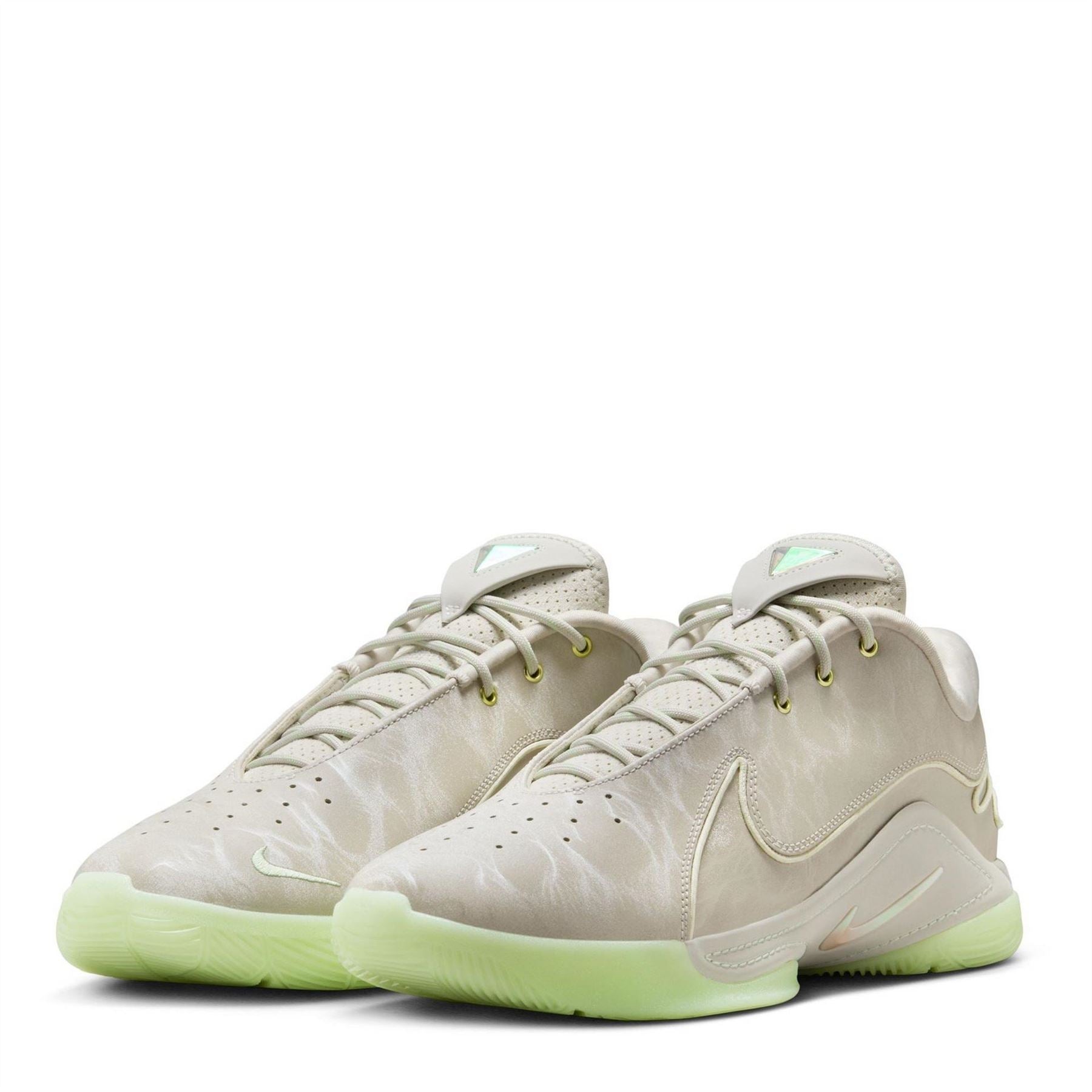 Nike Lebron XXII SN52 Graphic Print Low Top Sneakers