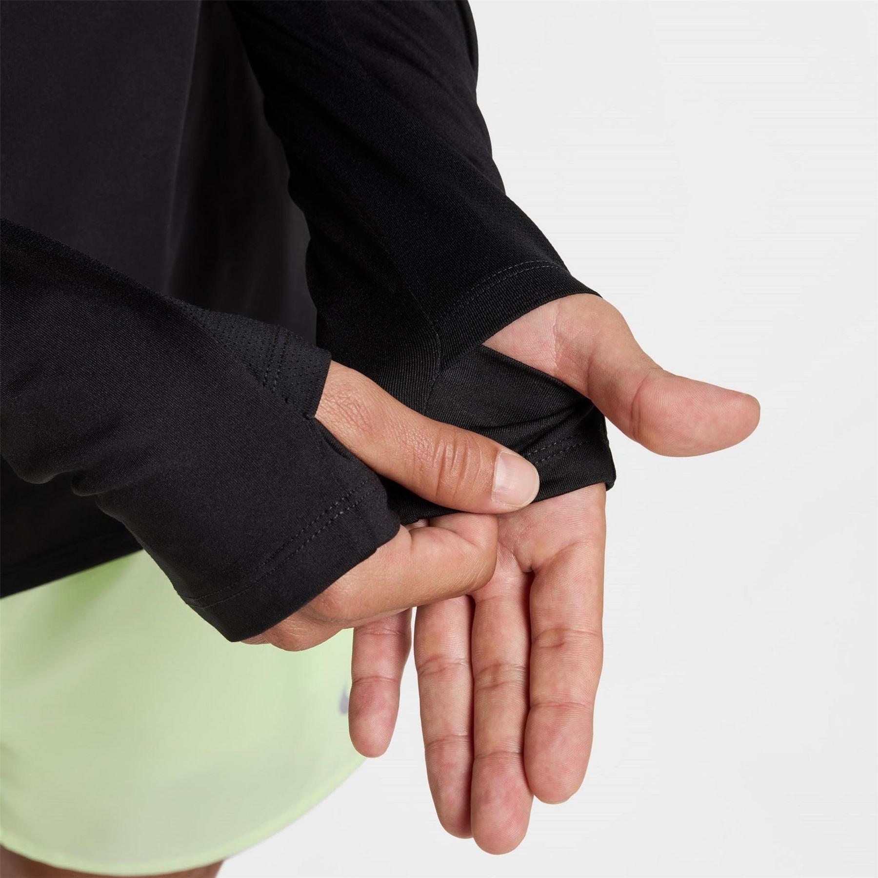 Nike Stride Zip Neck Regular Fit T-Shirt