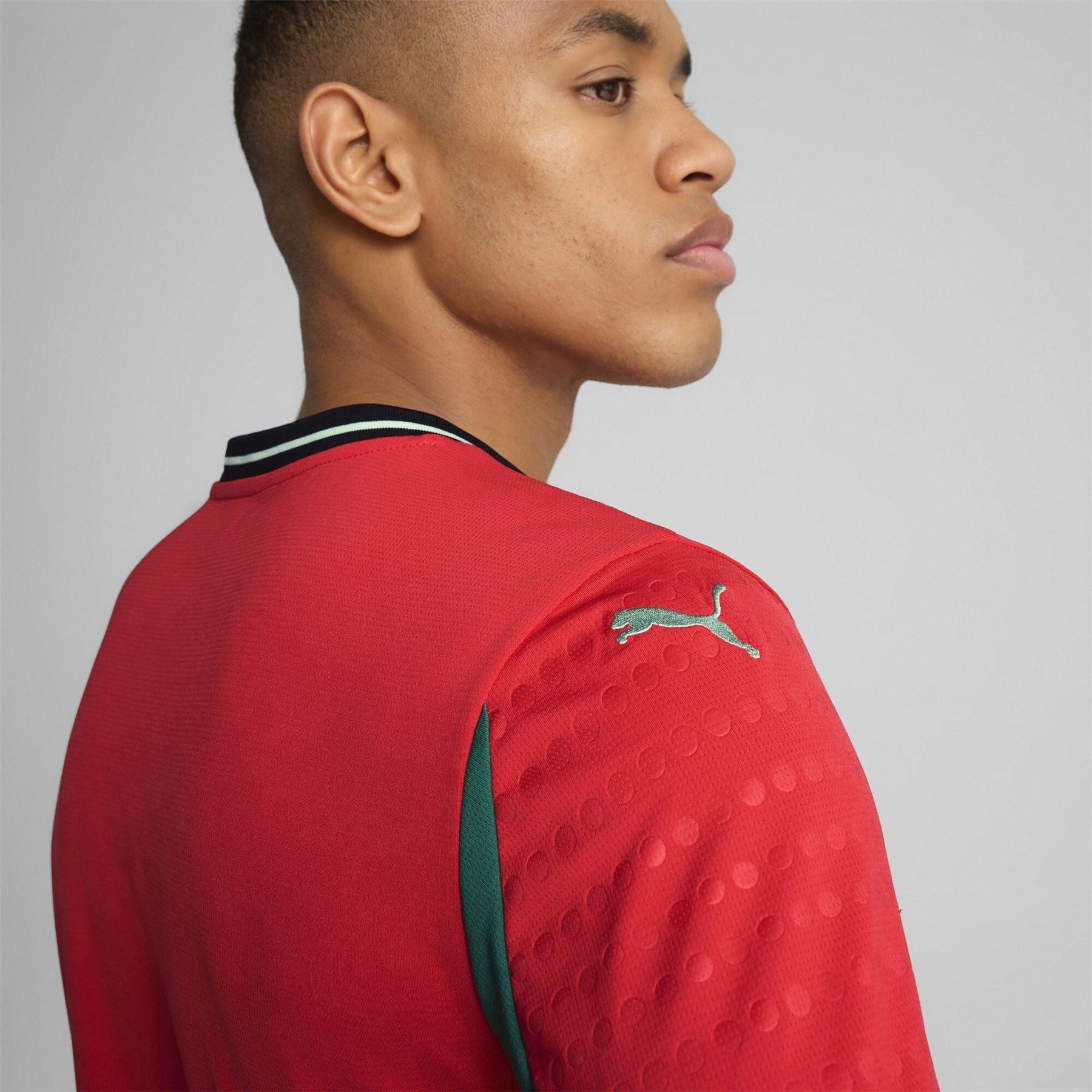 Puma Mens Home Wn Jersey Replica Football Shirt