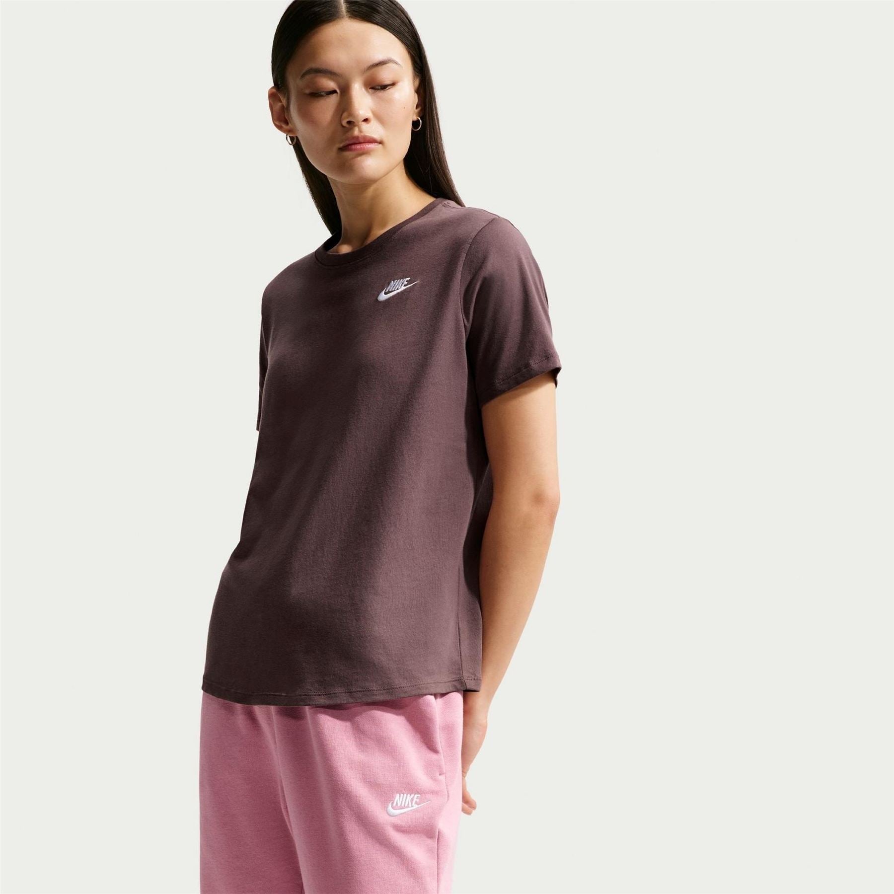 Nike Womens Sportswear Club T-Shirt
