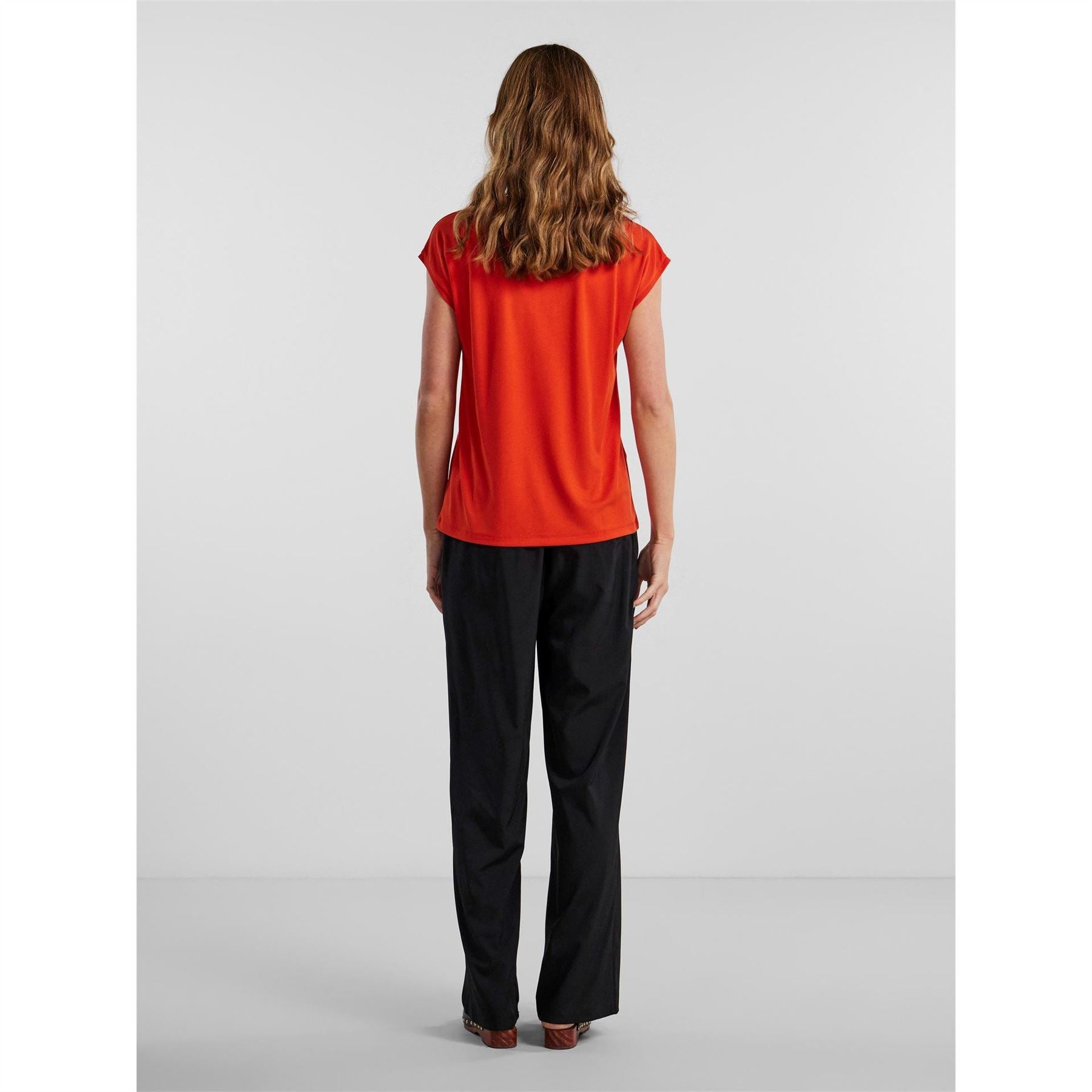 Pieces Regular Fit Knit V-Neck T-Shirt
