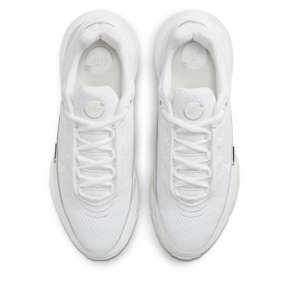 Nike Air Max Pulse Low Top Sneakers