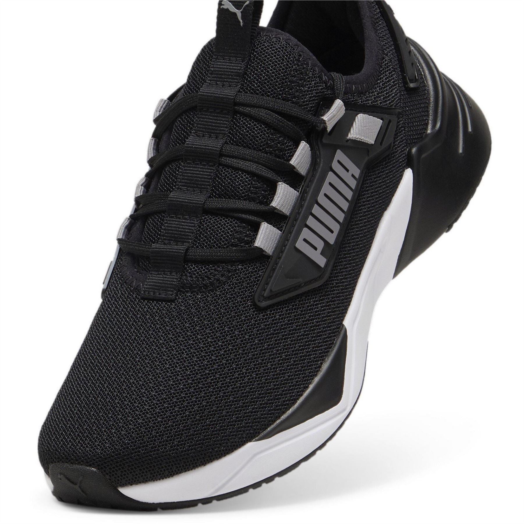 Puma Retaliate 3 Low Top Lace-Up Sneakers