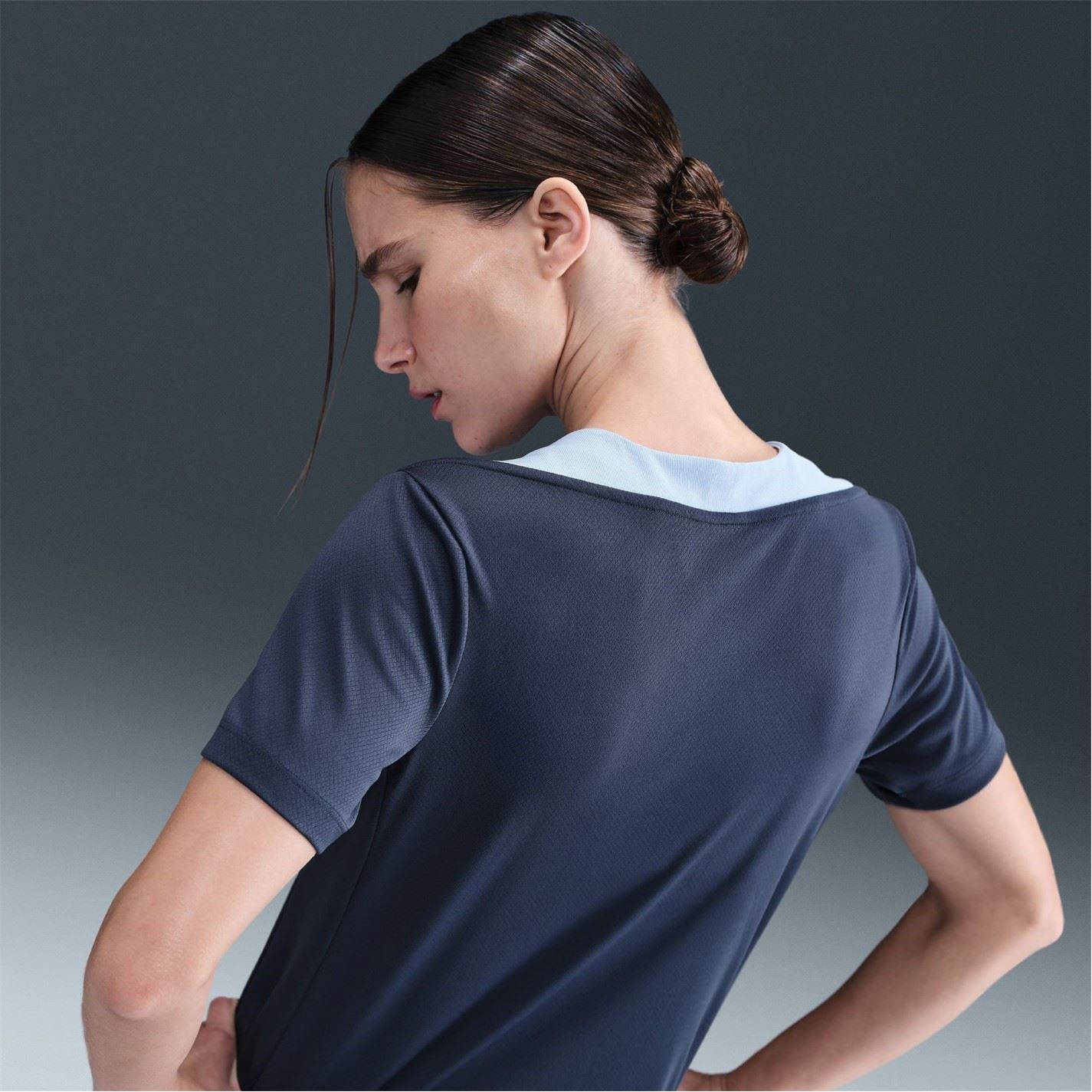 Nike Womens Strike Shirt