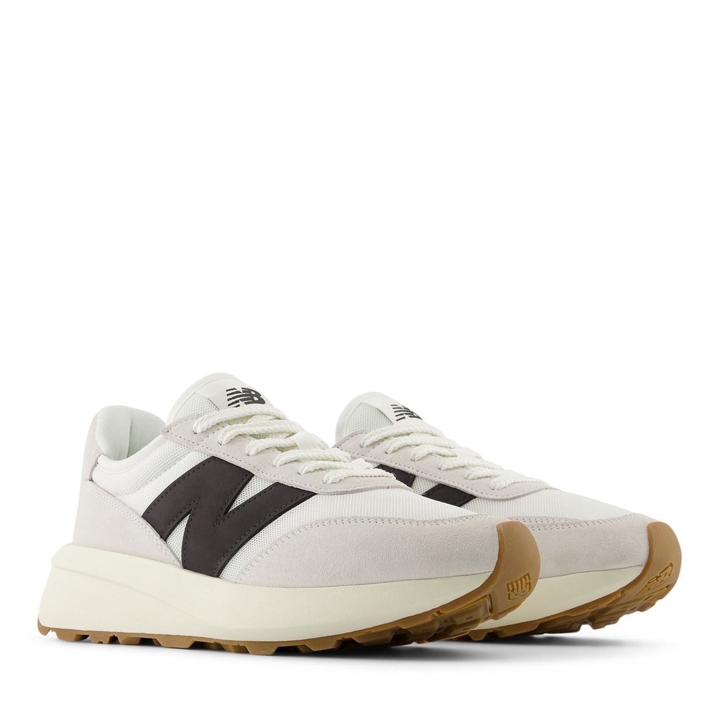 New Balance Low Top Round Toe Flat Heel Sneakers