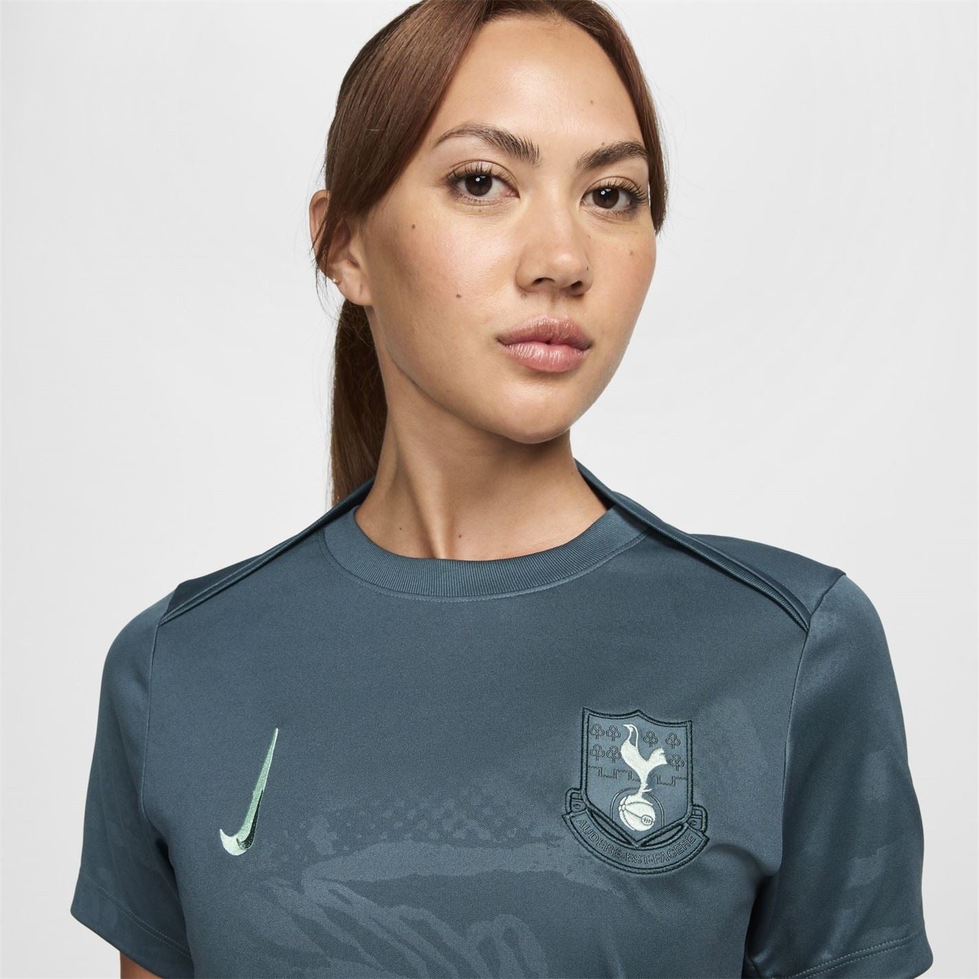 Nike Womens Tottenham Hotspur Academy Pro Third Pre Match Shirt 2024 2025