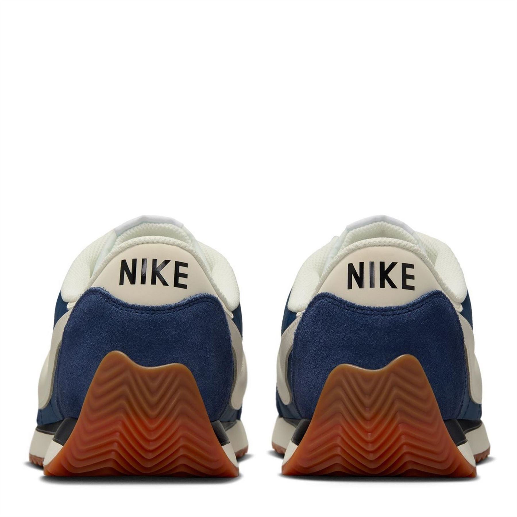 Nike Low Heel Round Toe Low Top Sneakers