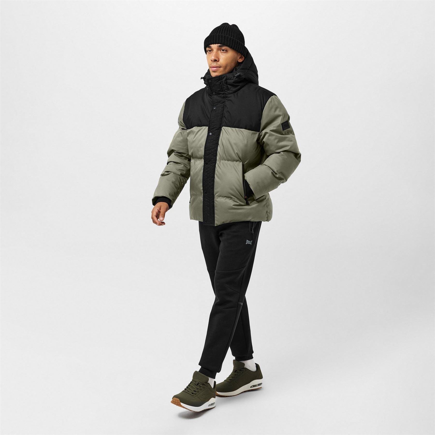 Everlast  Water Resistant Windproof Hooded Short Puffer Jacket