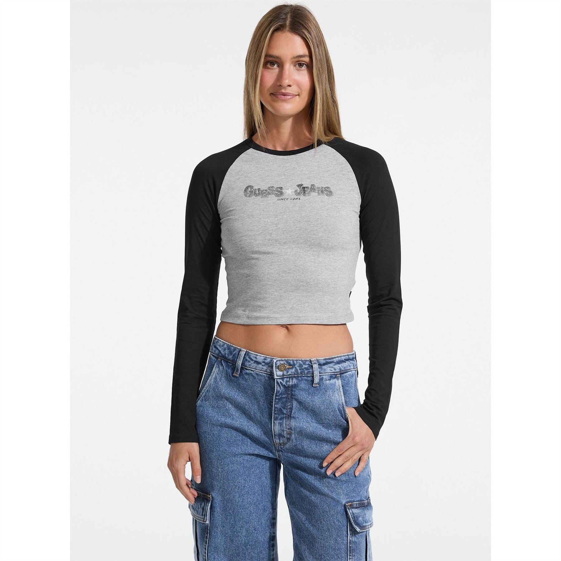 Guess Raglan Cropped Baby Tee
