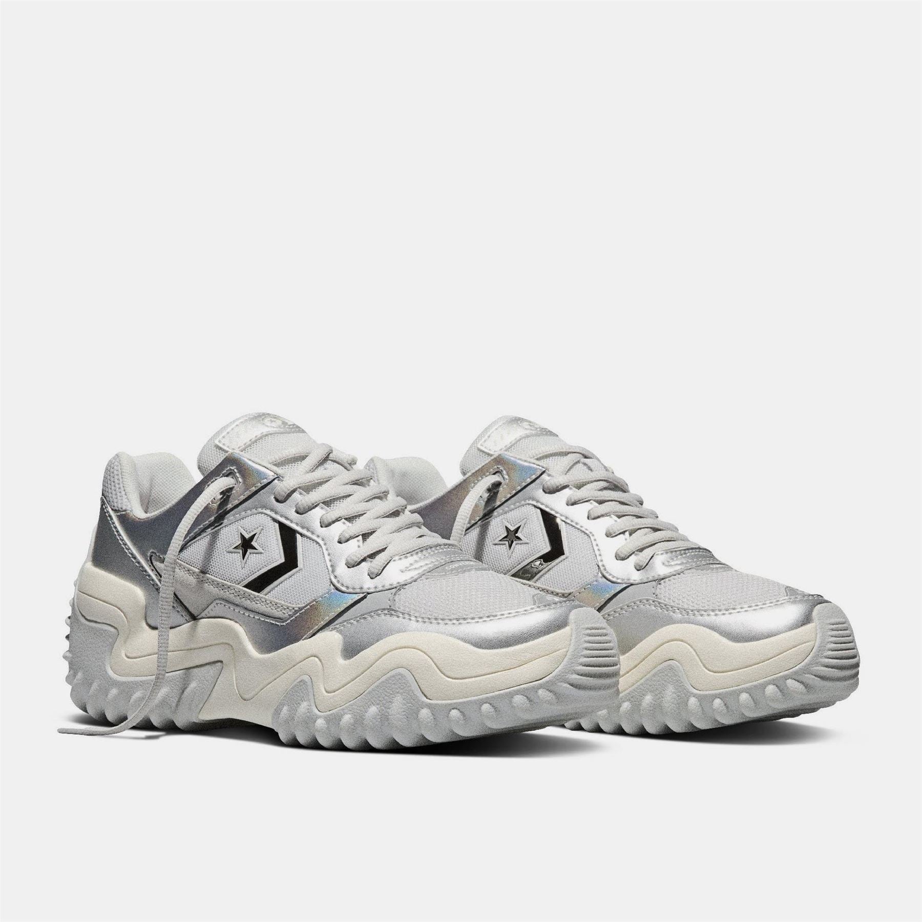 Converse Wave Motion Platform Trainers