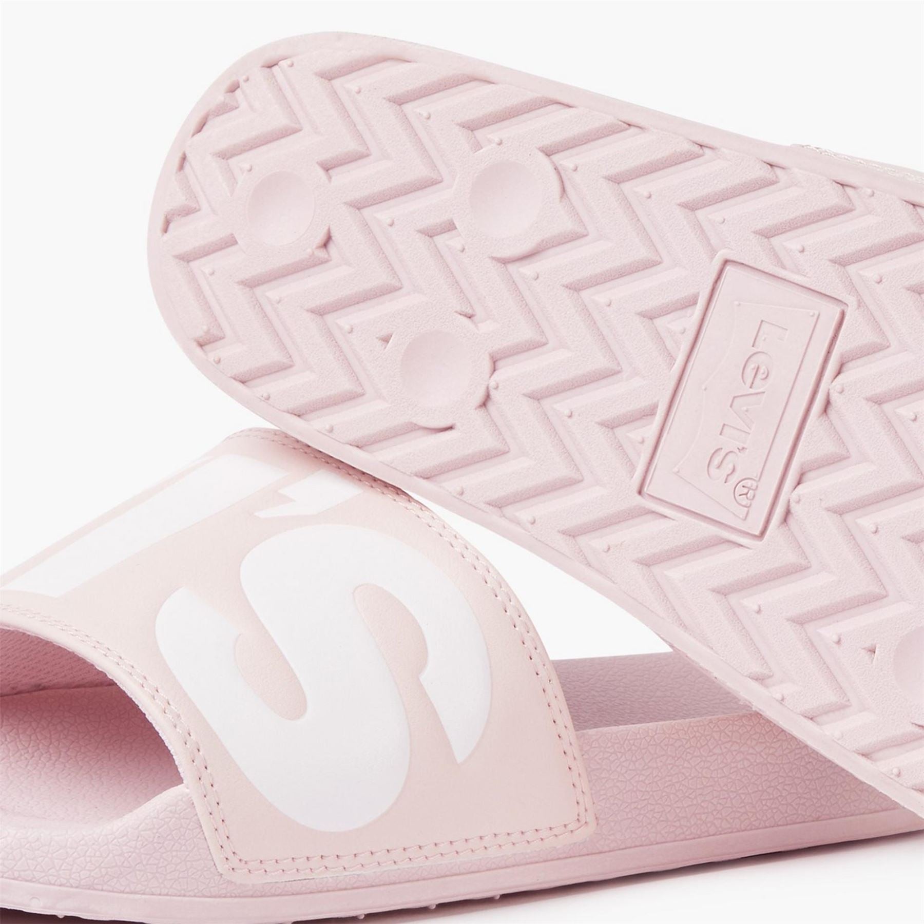 Levis Sliders