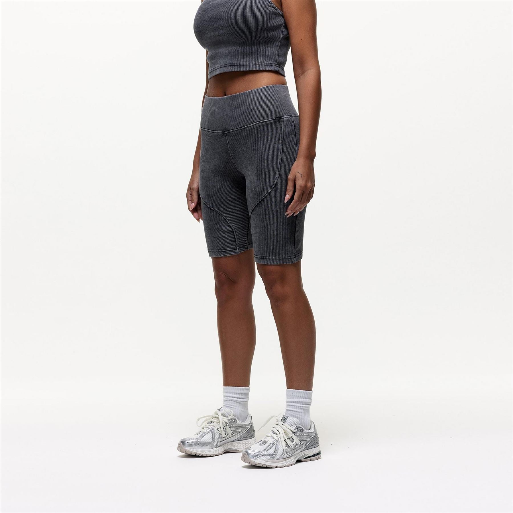 Good For Nothing Ribbed Shorts Acid Wash