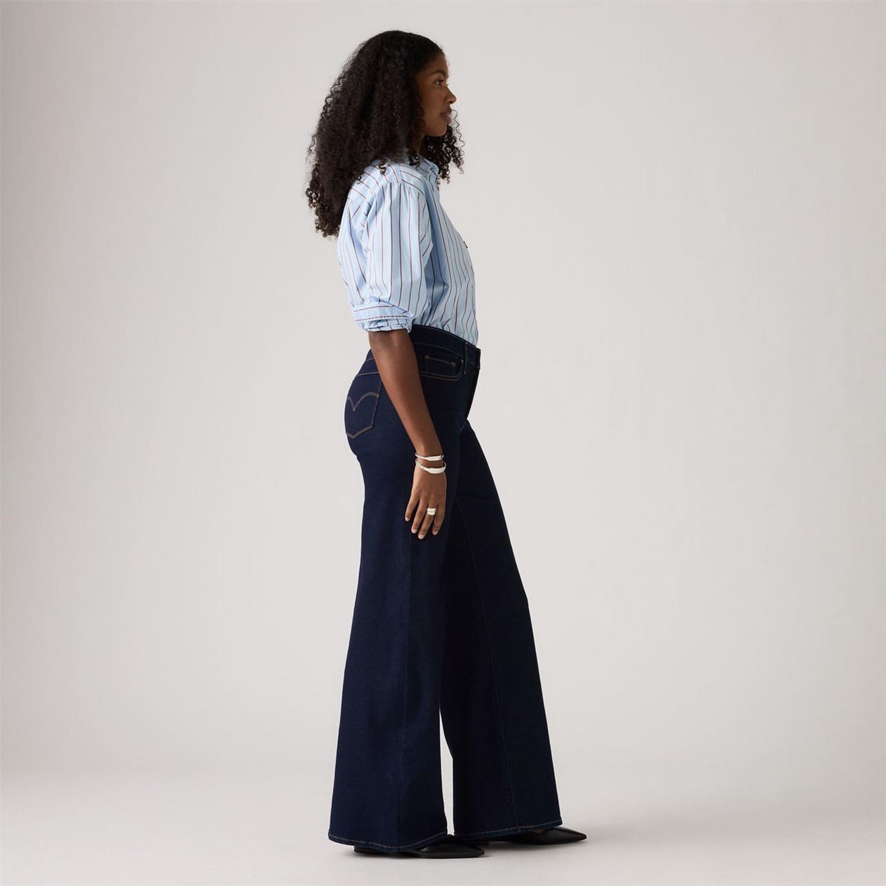 Levis Shaping Wide Leg Soft Blac