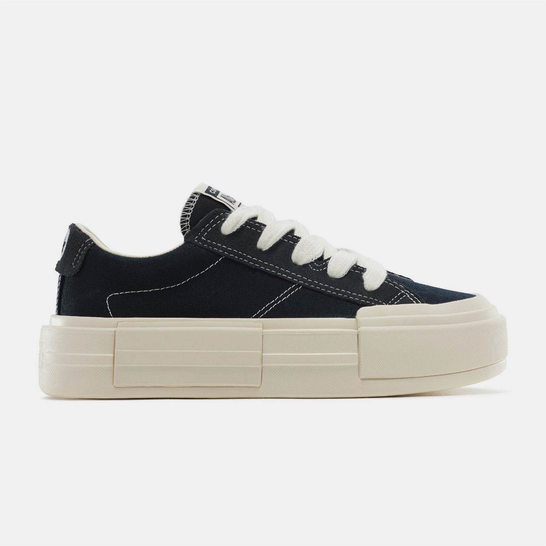 Converse Adults Cruise Canvasas Trainers