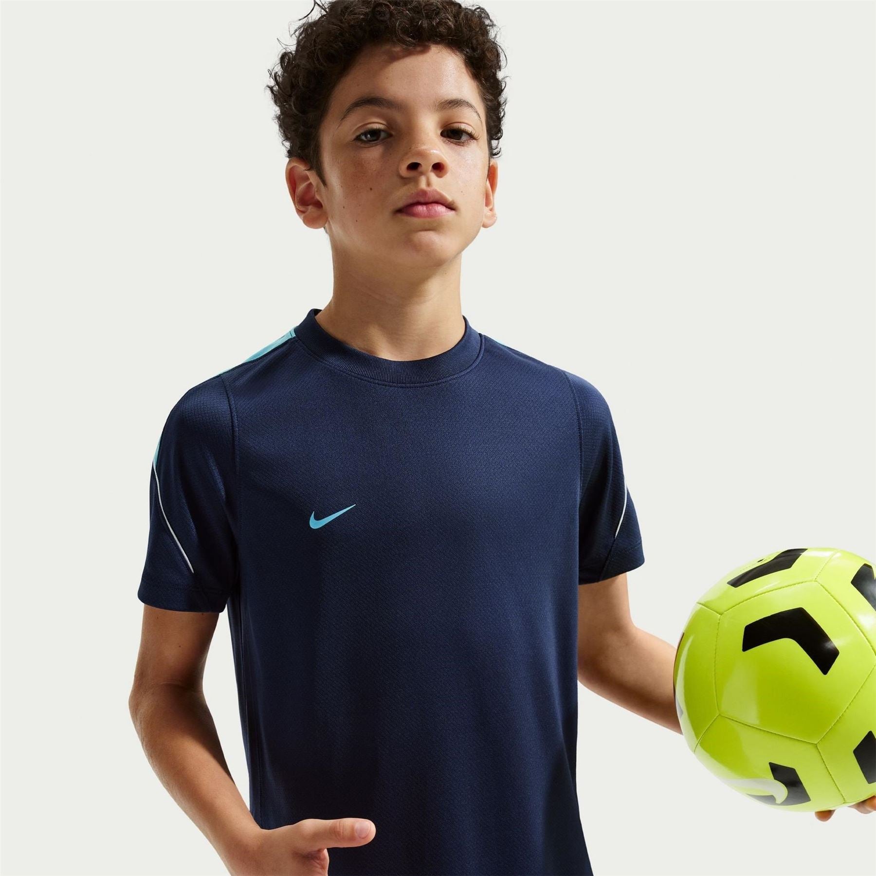 Nike Strike Dri Fit Short Sleeve Global Football Top Juniors