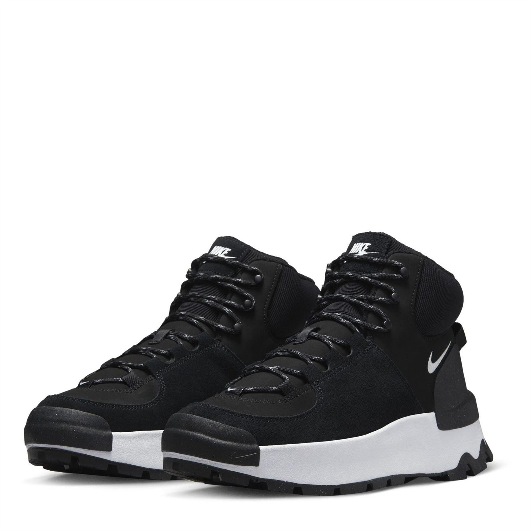 Nike Classic Lace Up Chukka Boots Flats
