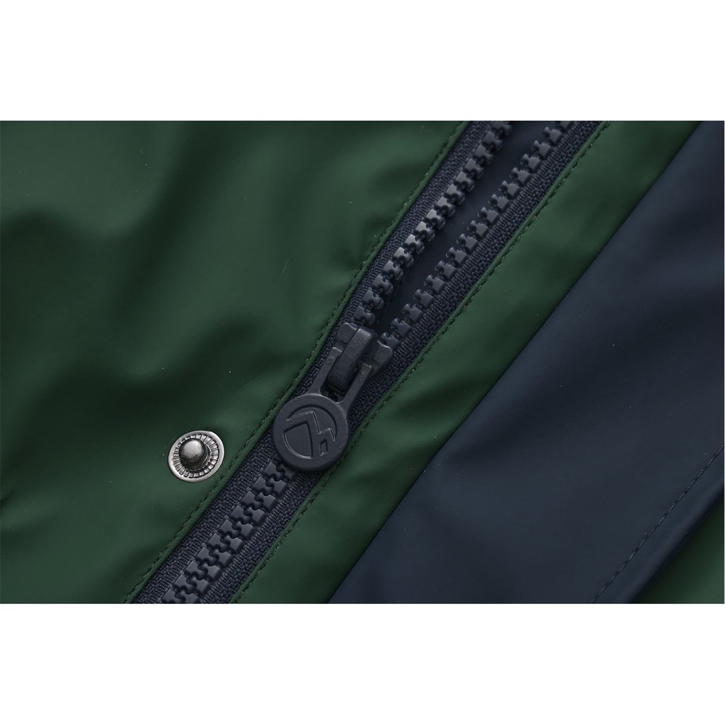 Gelert Leopard Patterned Hooded Snap Button Ribbed Cuff Rain Jacket