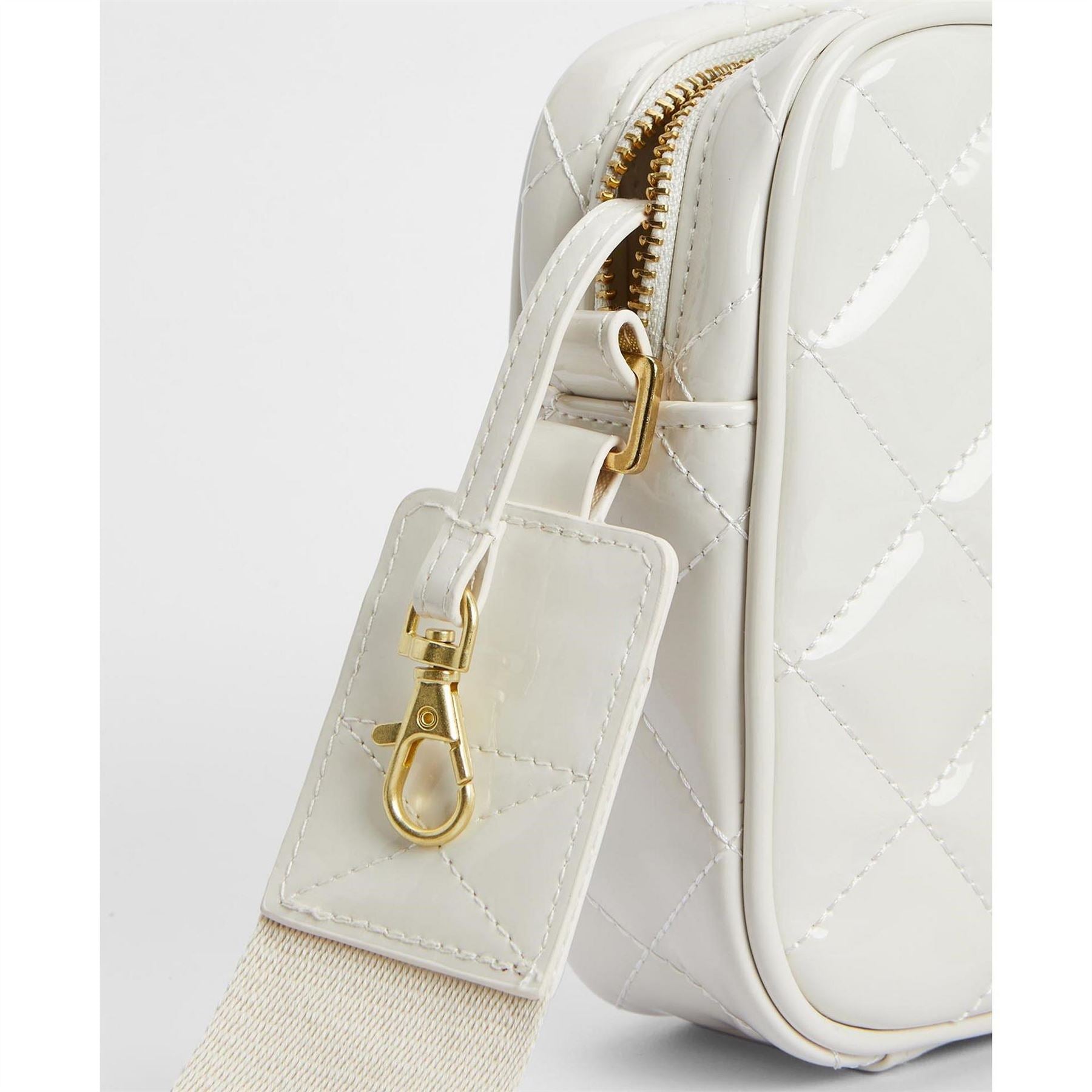 Barbour International Quilted Sloane Crossbodyody Bag