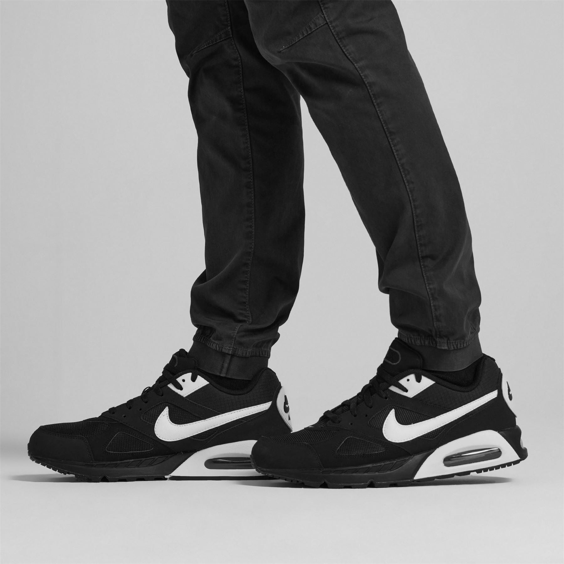 Nike Air Max Ivo Trainers