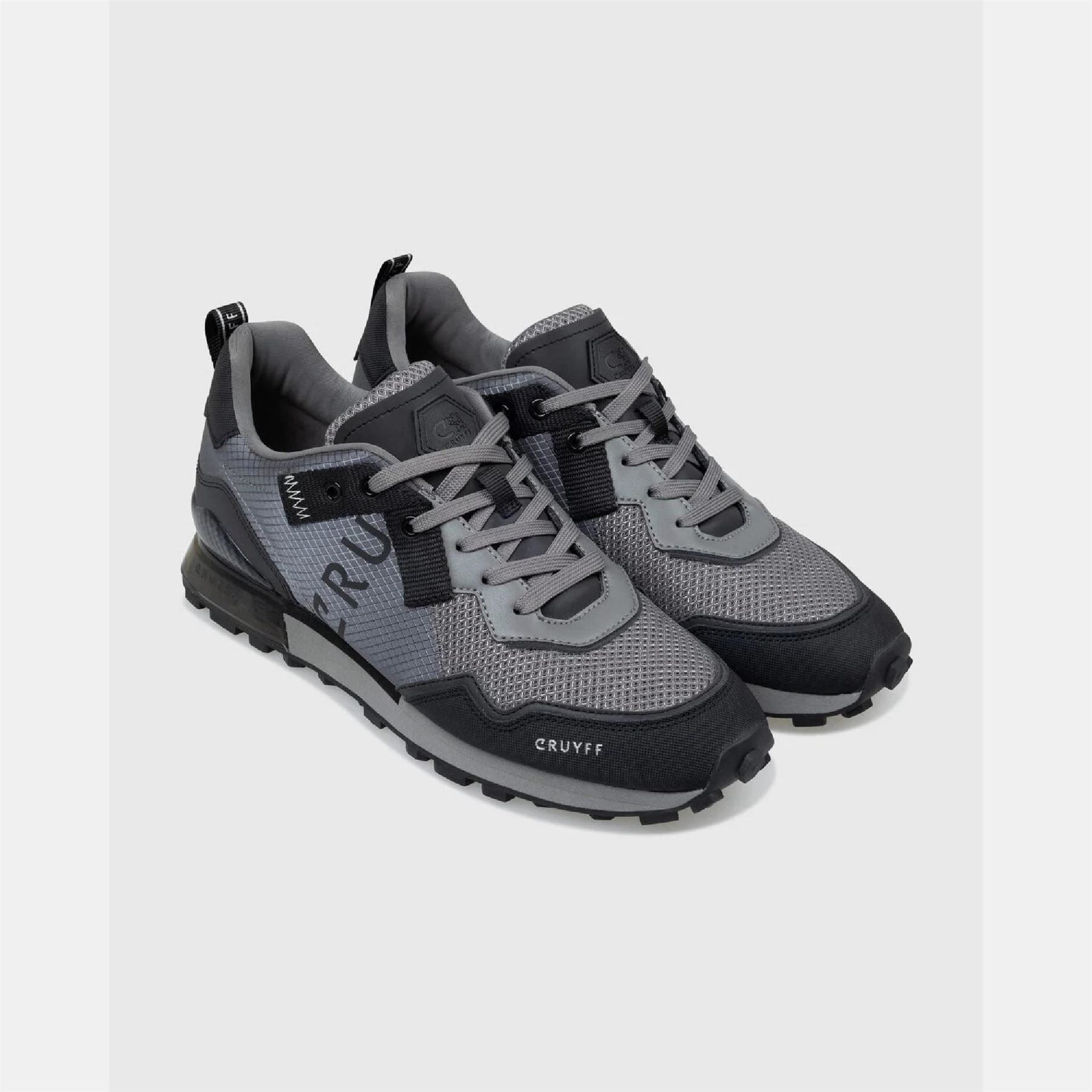 Cruyff Superbia Trainers