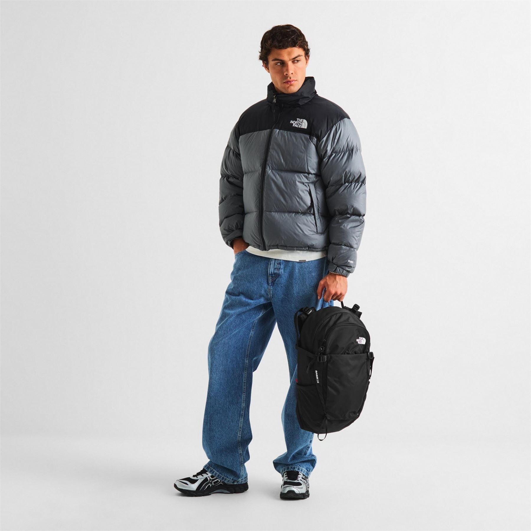 The North Face 24 Tnf Black Tnf Black Npf Backpack Mens