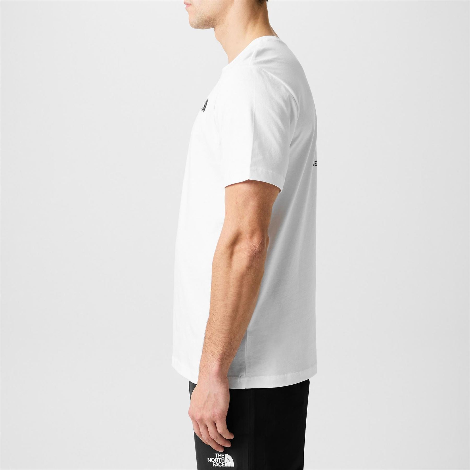The North Face Mens Never Stop Exploring Regular Fit T-Shirt