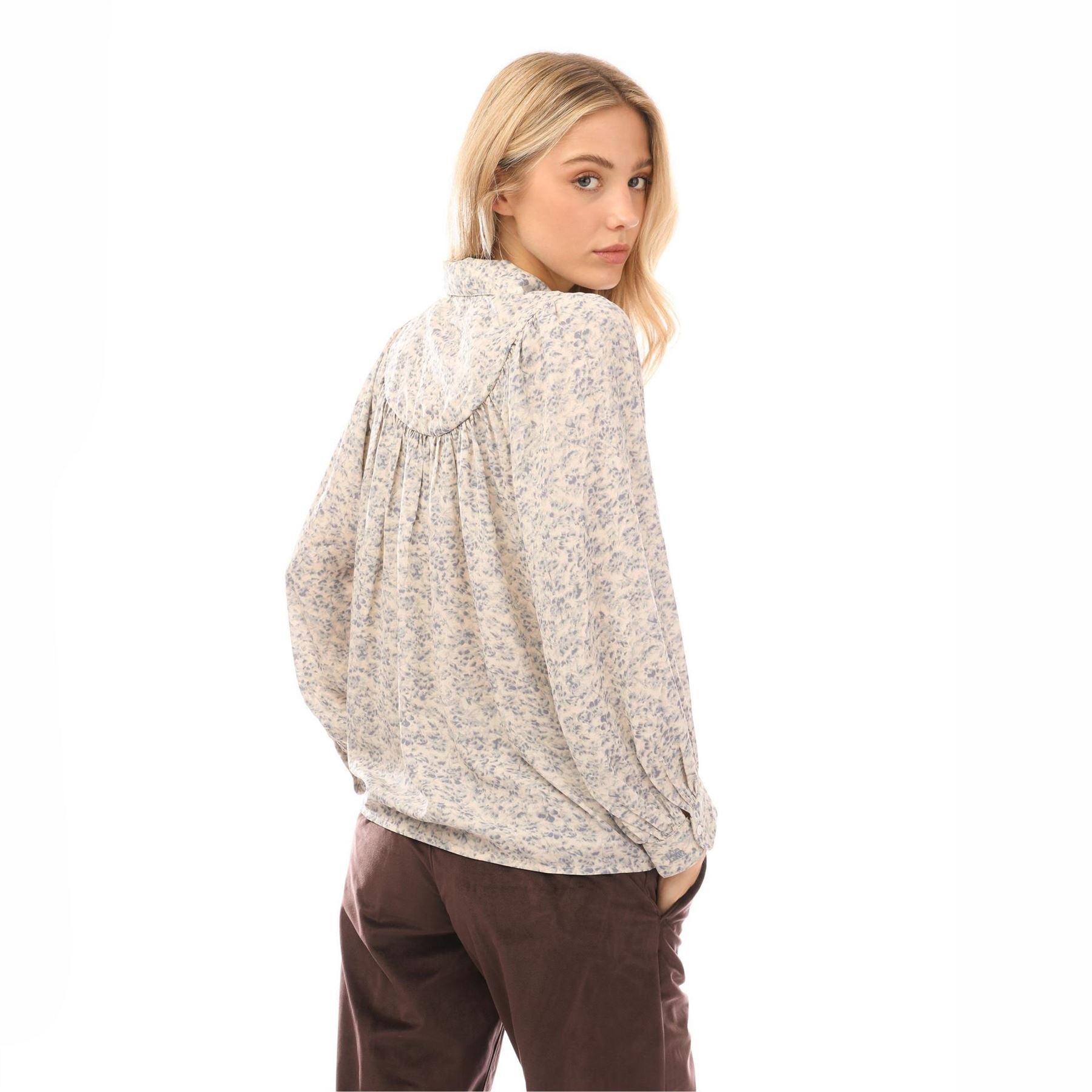 Levis Regular Fit Long Sleeve Blouse