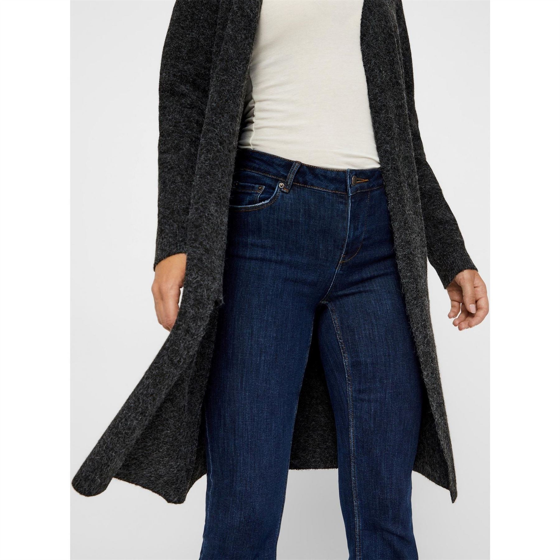 Vero Moda Doffy V-Neck Relaxed Fit Long Sleeve Sweater