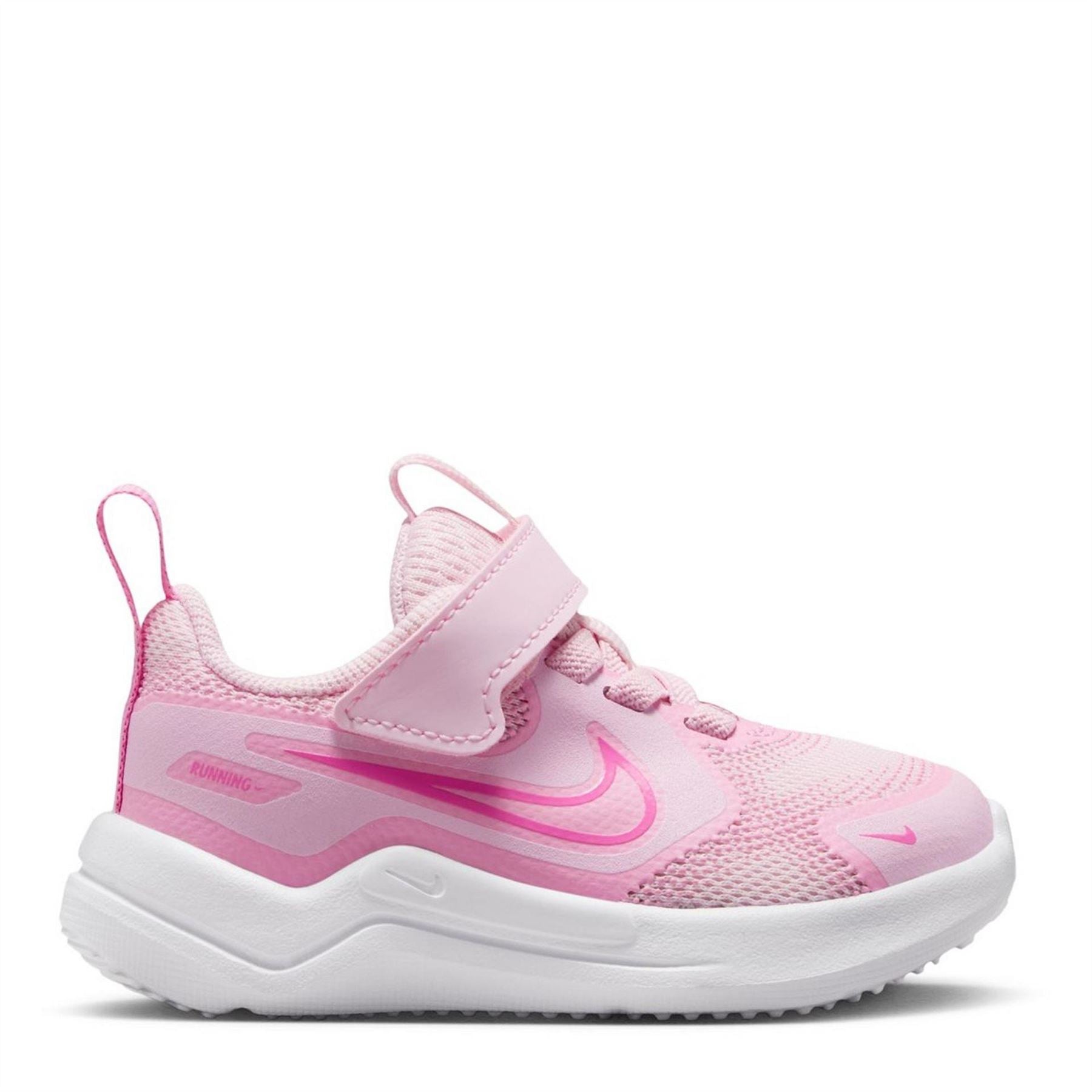 Nike Cosmic Runner Low Top Sneakers