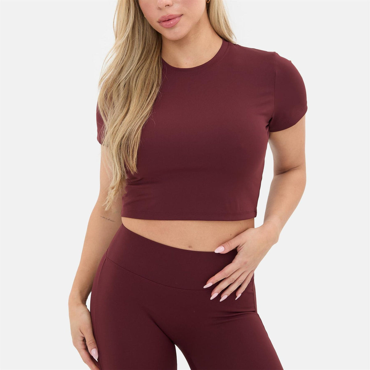 I Saw It First Sleeve Crop Top