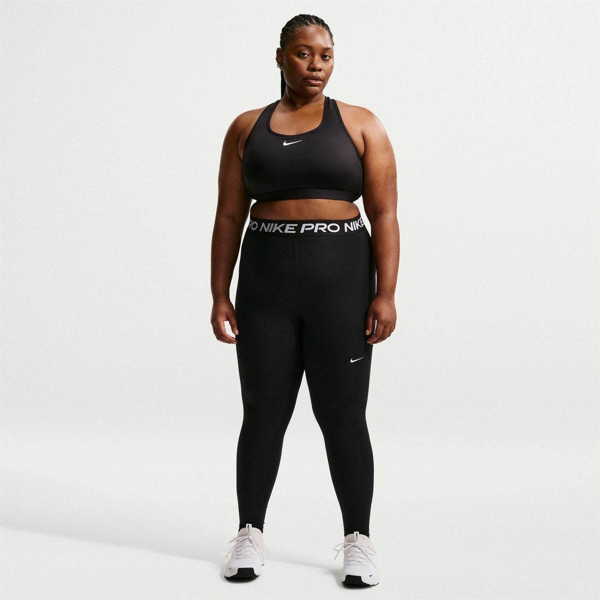 Nike Pro 365 High Rise Solid Shapewear Leggings
