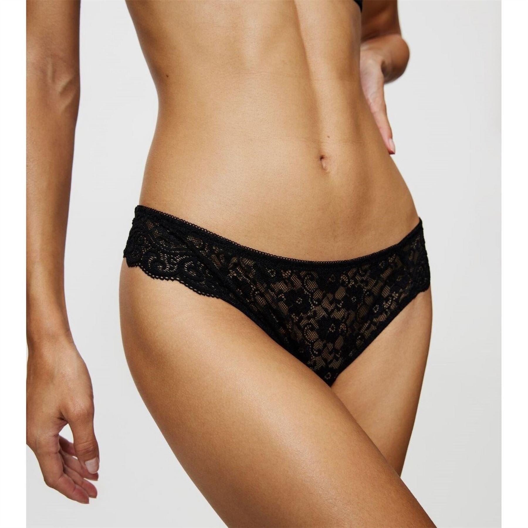 Triumph Thong