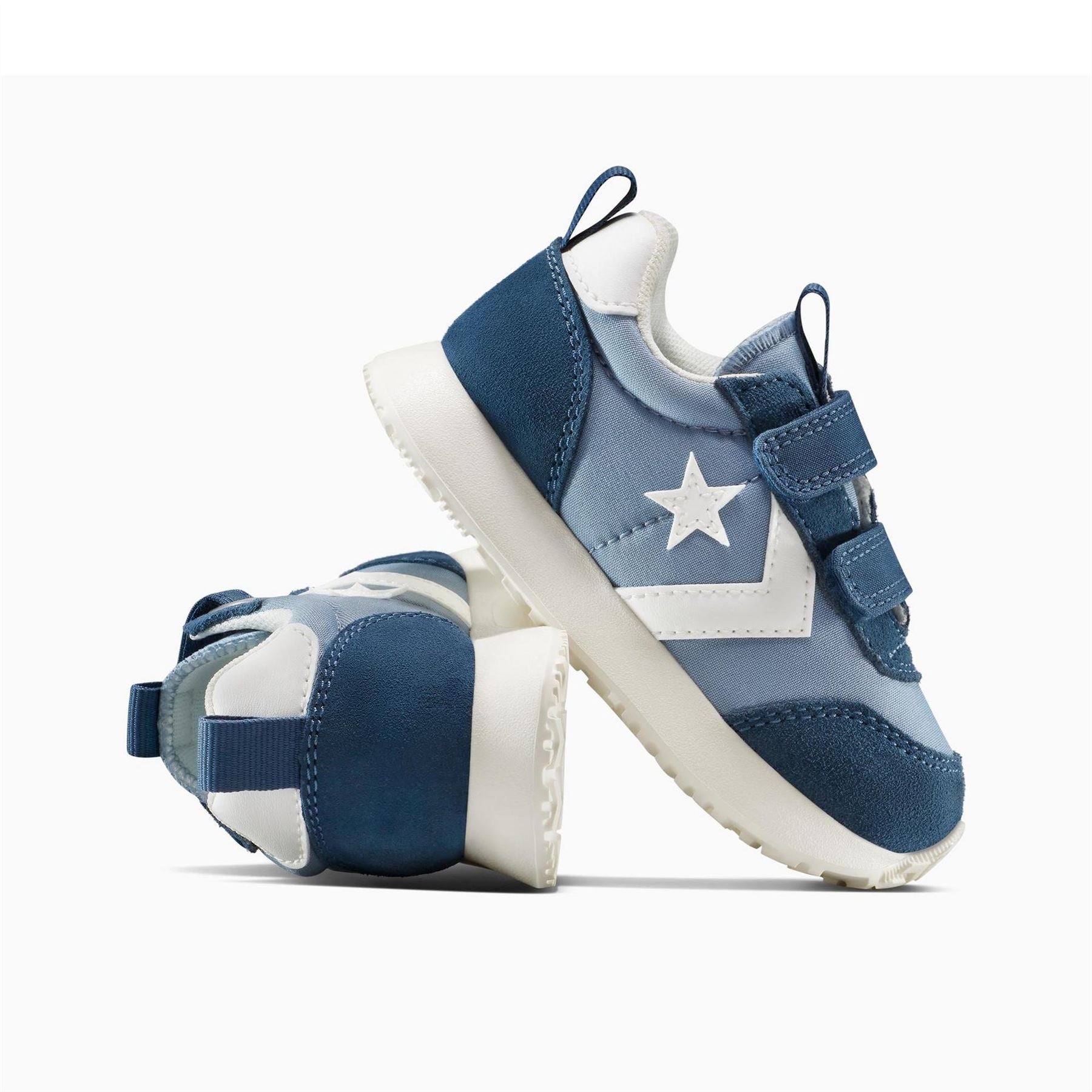 Converse Kids Omega Trainer Ea Low Top Trainers