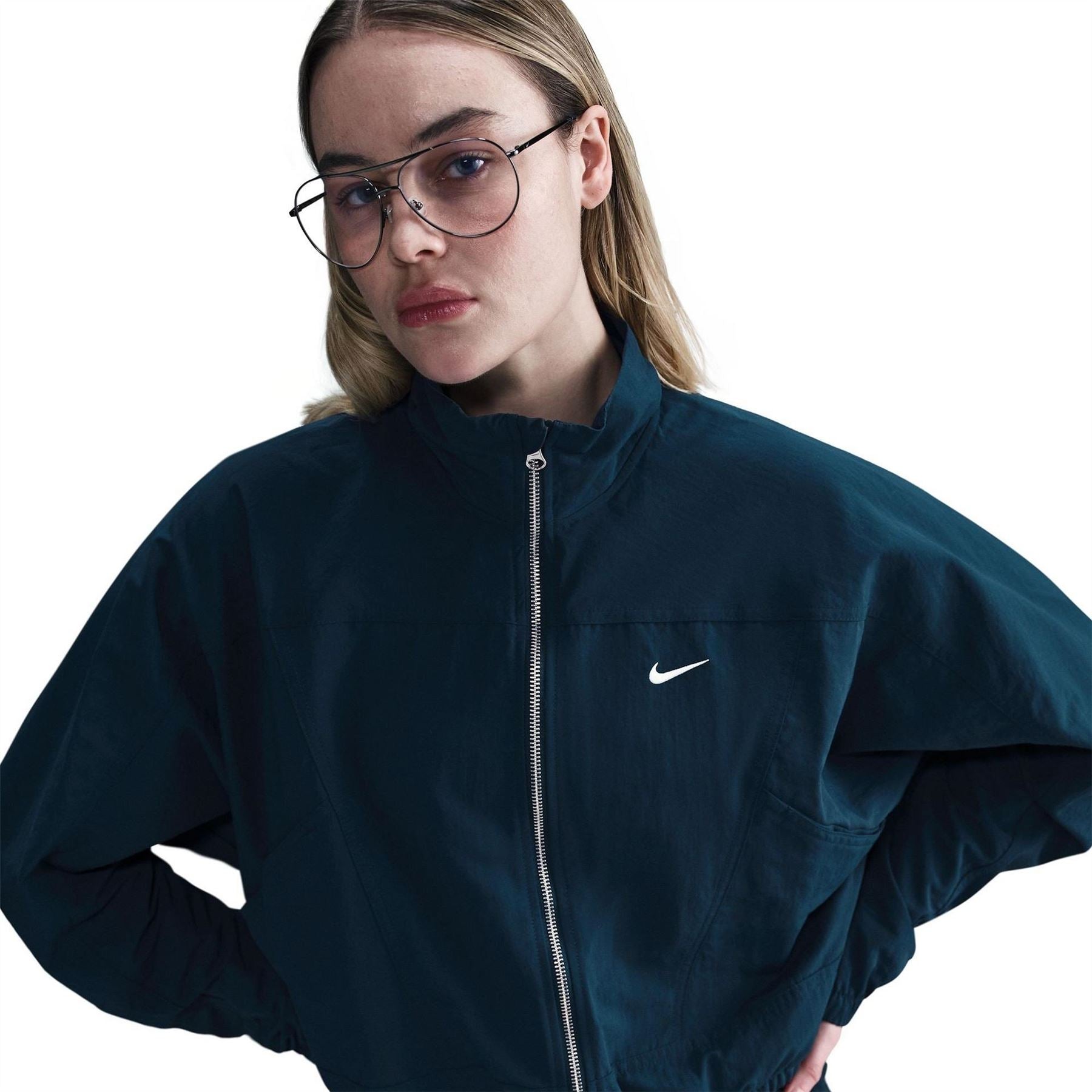 Nike Solid Patterned Zipped Pocket Windbreaker Jacket